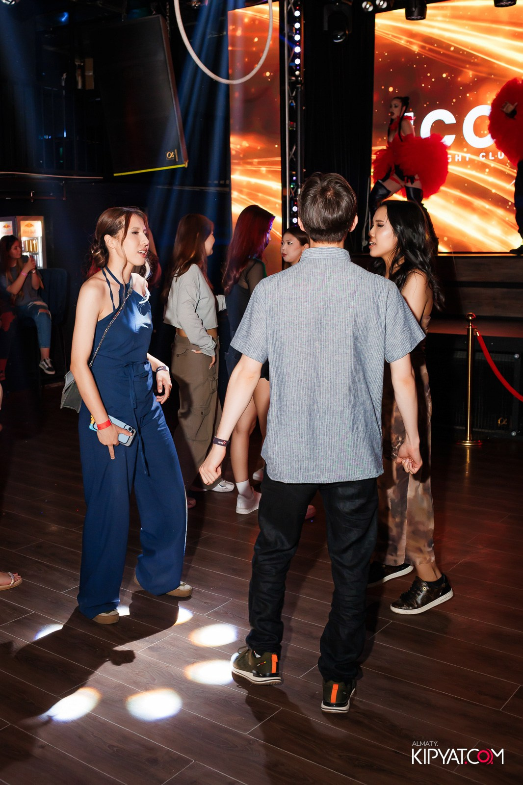 НОЧНОЙ КЛУБ ICON. КИПЯТКОМ АЛМАТЫ!