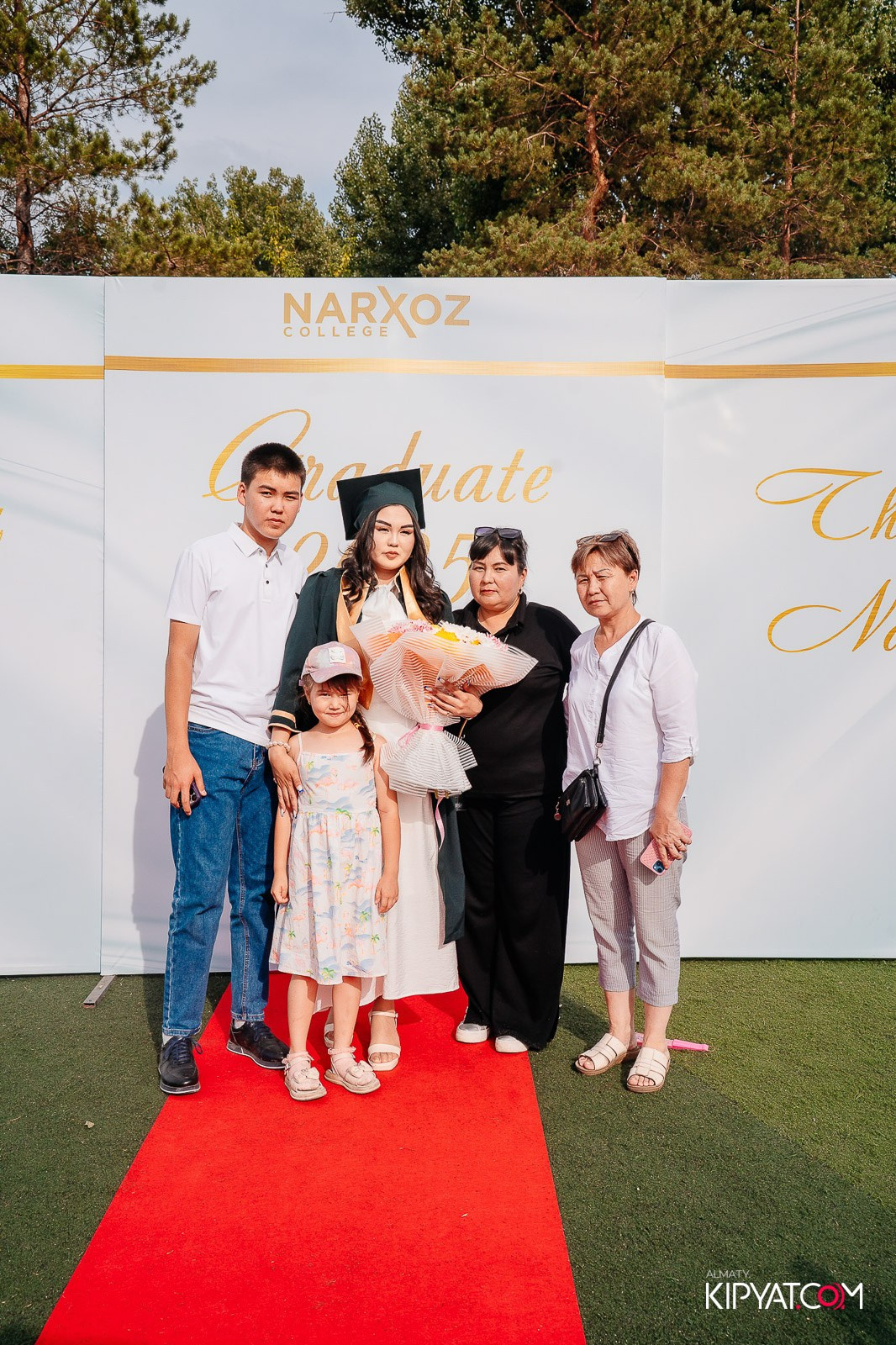 ВРУЧЕНИЕ ДИПЛОМОВ — НАРХОЗ КОЛЛЕДЖ. Part 1. КИПЯТКОМ АЛМАТЫ!