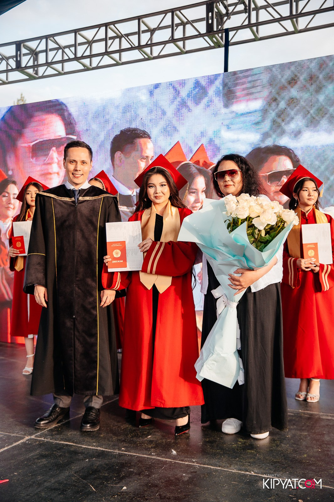 ВРУЧЕНИЕ ДИПЛОМОВ — НАРХОЗ КОЛЛЕДЖ. Part 4. КИПЯТКОМ АЛМАТЫ!