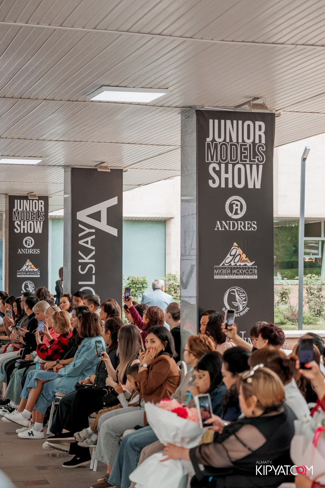 JUNIOR FASHION SHOW. КИПЯТКОМ АЛМАТЫ!