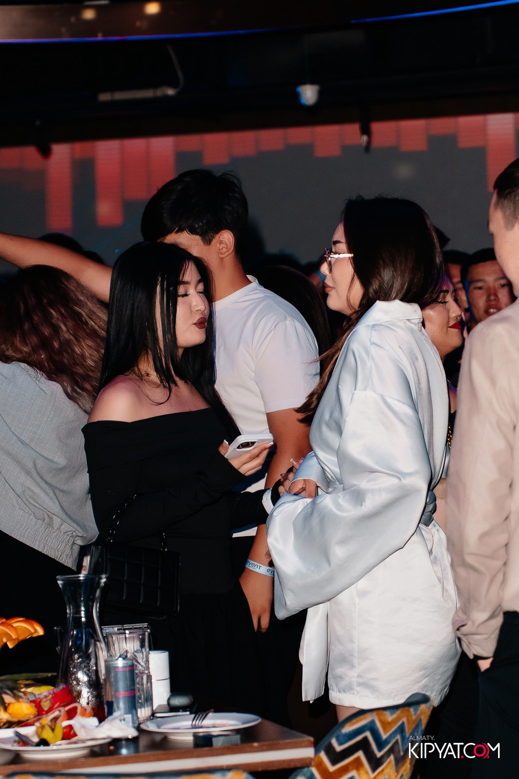 EVENT BAR. КИПЯТКОМ АЛМАТЫ!