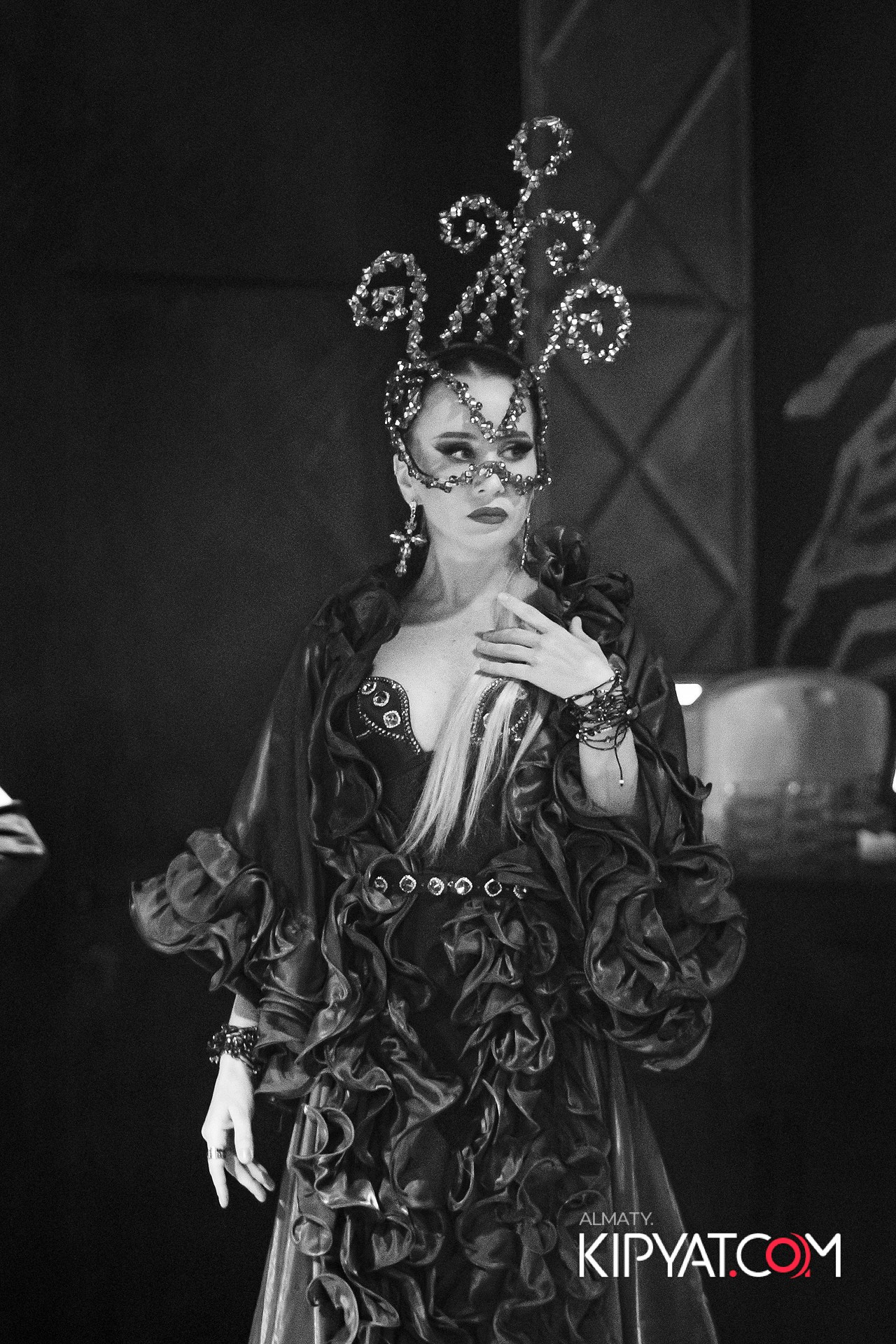 MOOD KARAOKE & TERRACE. КИПЯТКОМ АЛМАТЫ!