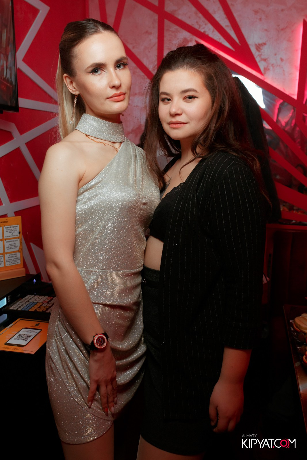 УХО И МЕДВЕДЬ НА ГАГАРИНА. КИПЯТКОМ АЛМАТЫ!