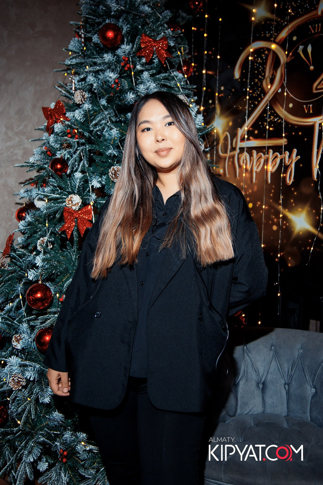 КАФЕ ЖАСМИН НА МОМЫШУЛЫ. КИПЯТКОМ АЛМАТЫ!