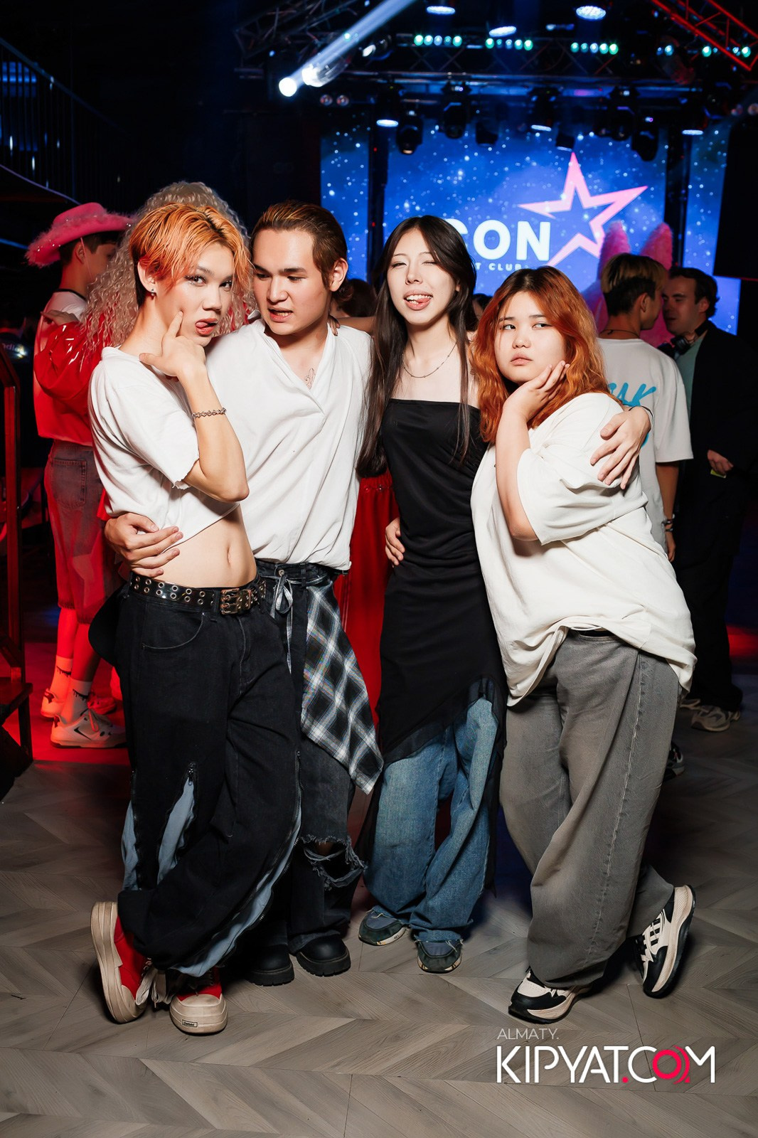 НОЧНОЙ КЛУБ ICON. КИПЯТКОМ АЛМАТЫ!