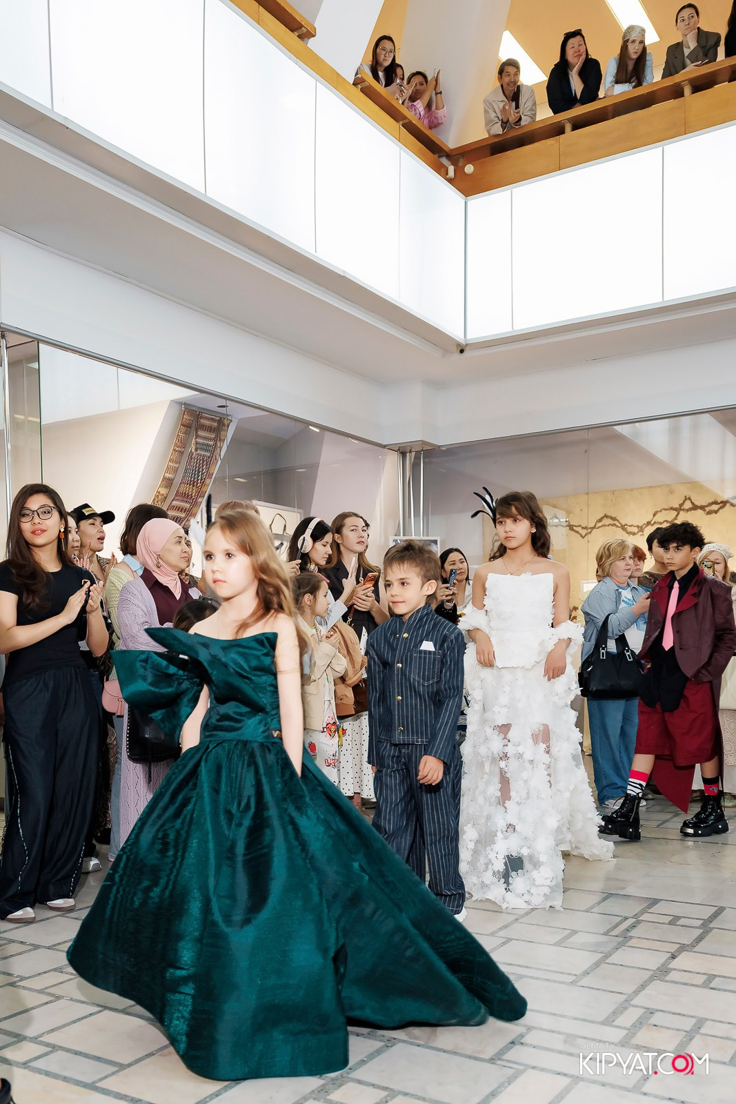 JUNIOR MODELS SHOW. ПЕРФОМАНС НОЧЬ В МУЗЕЕ. КИПЯТКОМ АЛМАТЫ! Фотосъемка мероприятий в Алматы