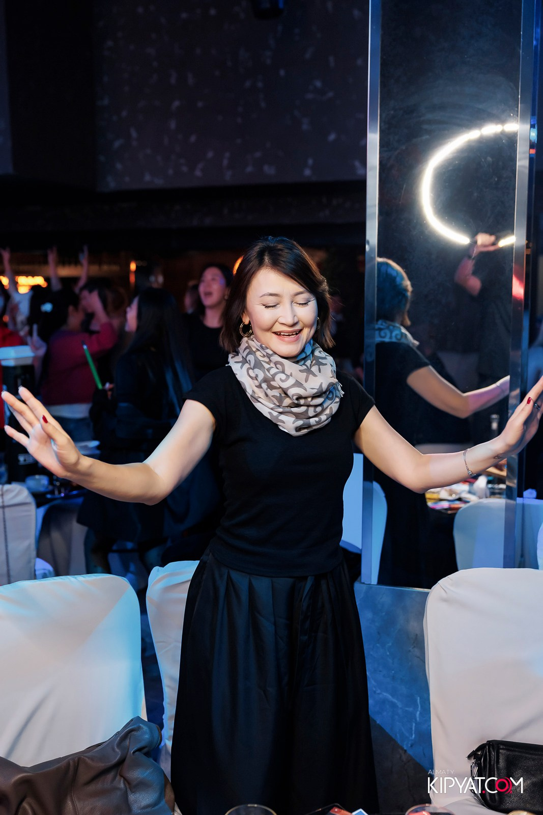МУЗЫКАЛЬНОЕ ЛОТО В HIT RETRO. КИПЯТКОМ АЛМАТЫ! Фотосъемка мероприятий в Алматы