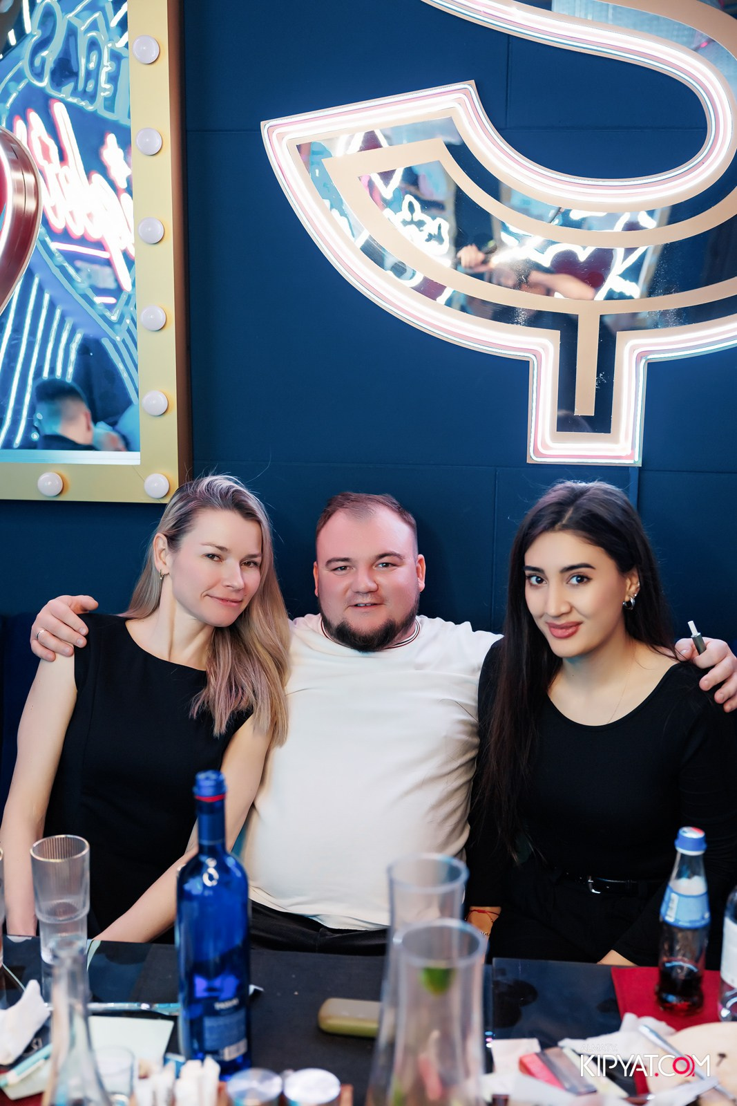 ЗАЯ, НА БИС. КИПЯТКОМ АЛМАТЫ!