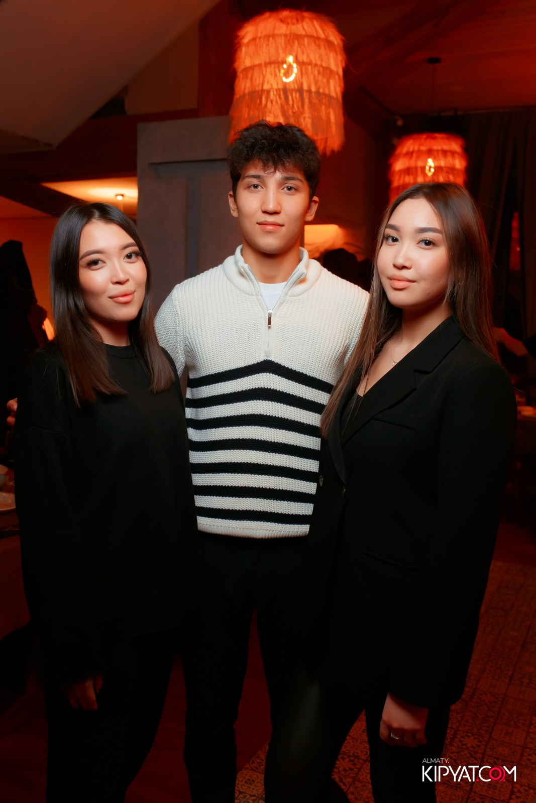 ГРУЗИНСКИЙ ДВОР. КИПЯТКОМ АЛМАТЫ!