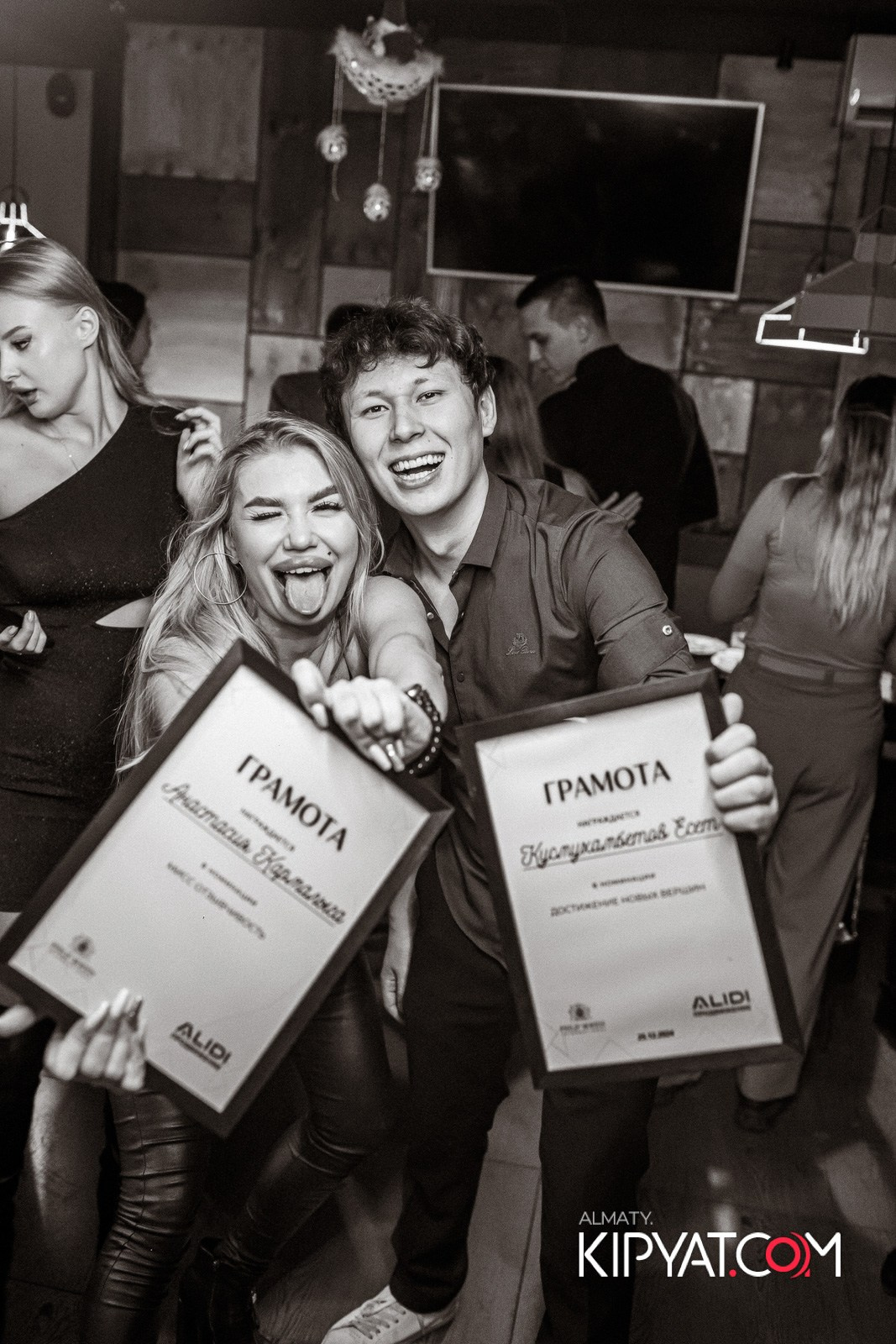 ШАШЛЫКОФФ. КИПЯТКОМ АЛМАТЫ!