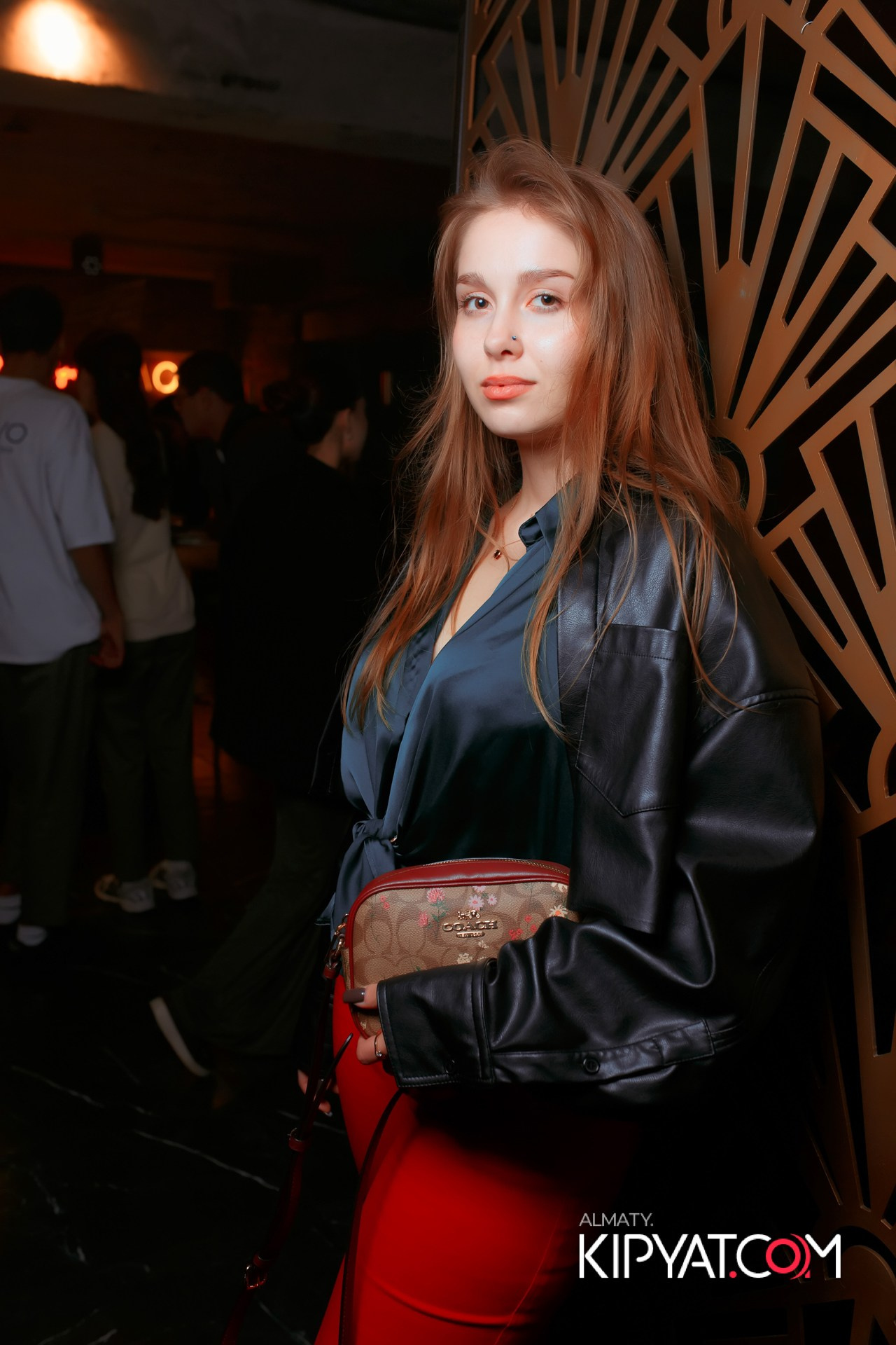 Olovo на Сатпаева. КИПЯТКОМ АЛМАТЫ!