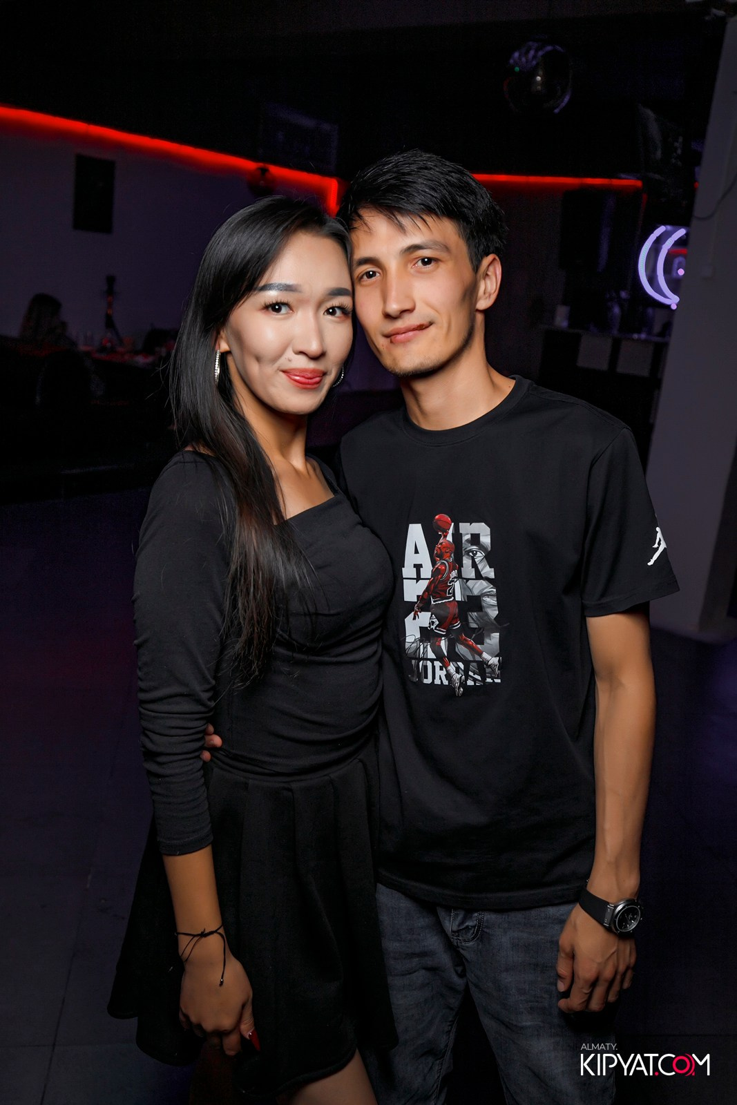 ОФИЦИАЛЬНОЕ ОТКРЫТИЕ SVOY BAR. КИПЯТКОМ АЛМАТЫ!