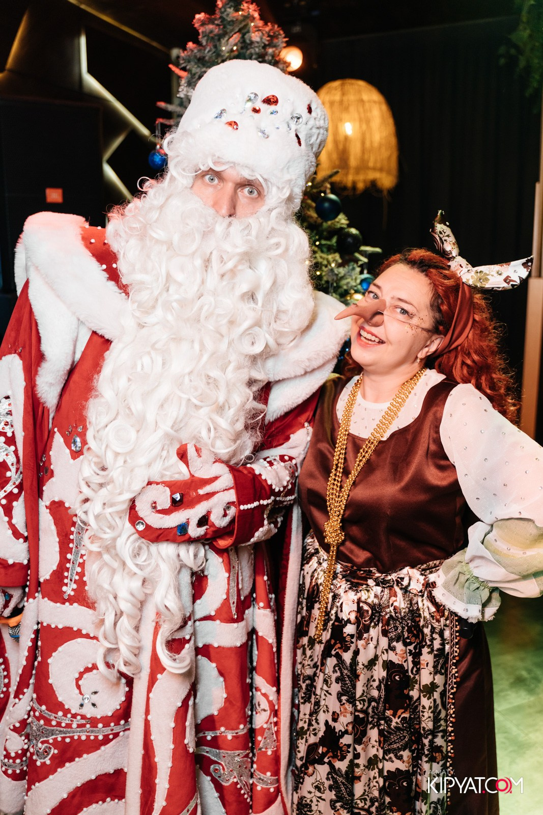 КАФЕ ЖАСМИН НА ЯССАУИ. КИПЯТКОМ АЛМАТЫ!