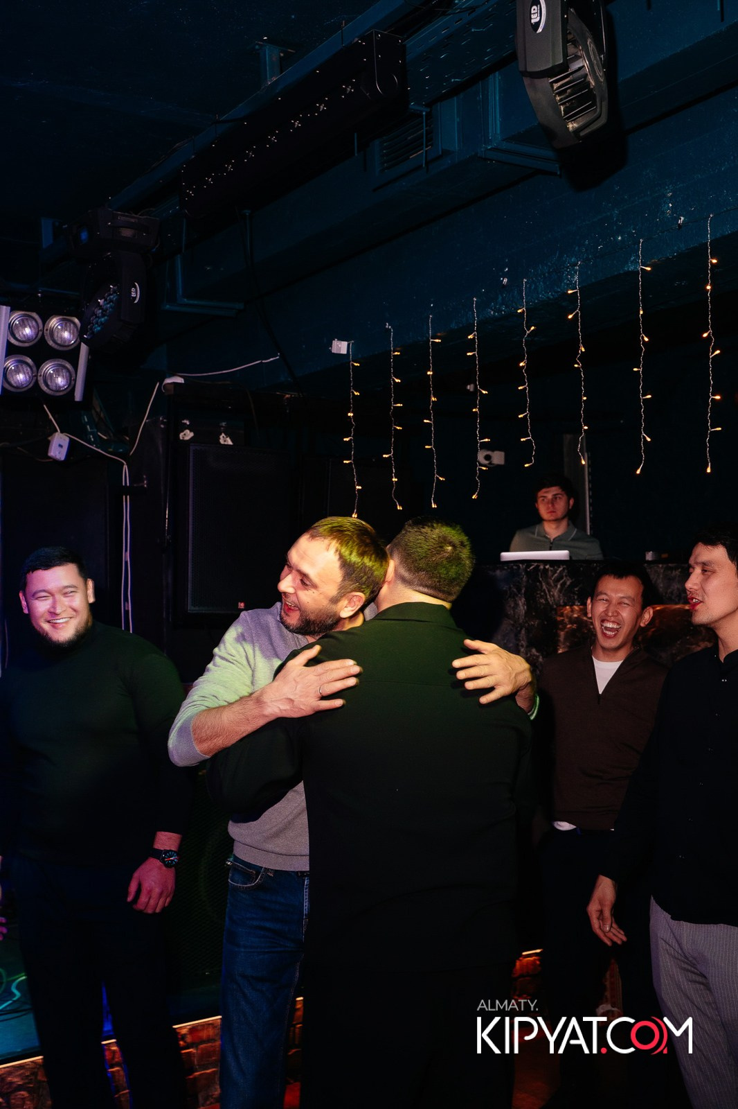 MUNCHEN PUB НА ПАНФИЛОВА. КИПЯТКОМ АЛМАТЫ!