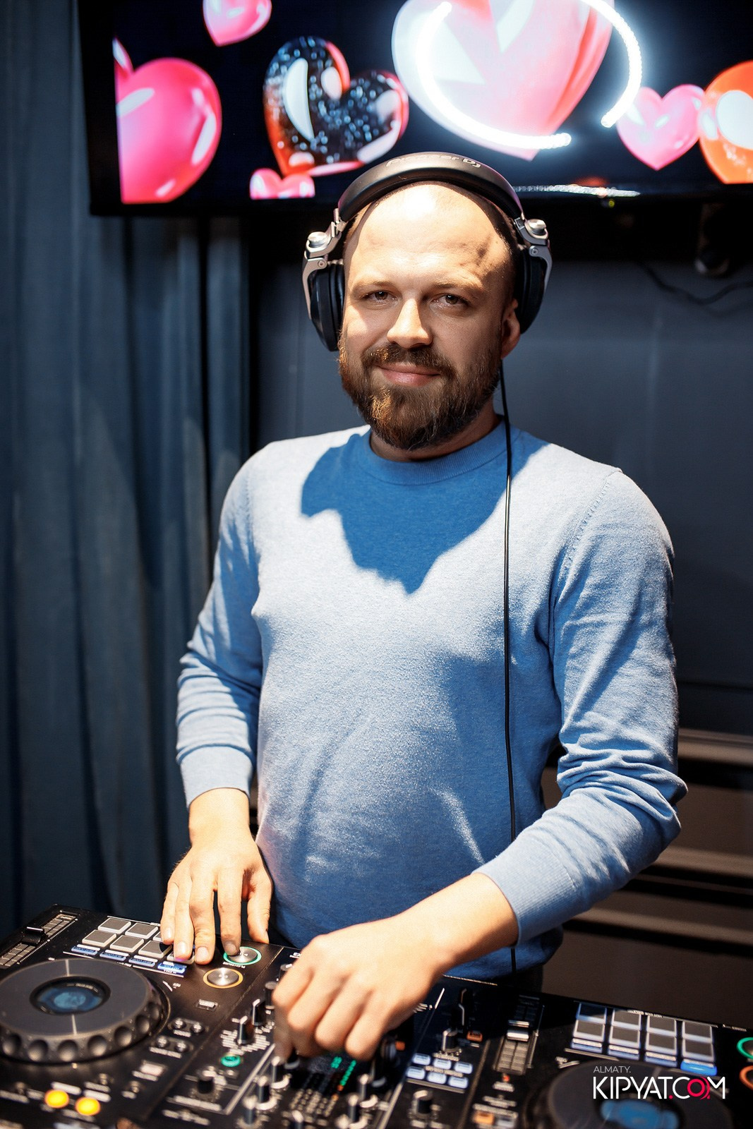 LAUREATE RESTAURANT. КИПЯТКОМ АЛМАТЫ!