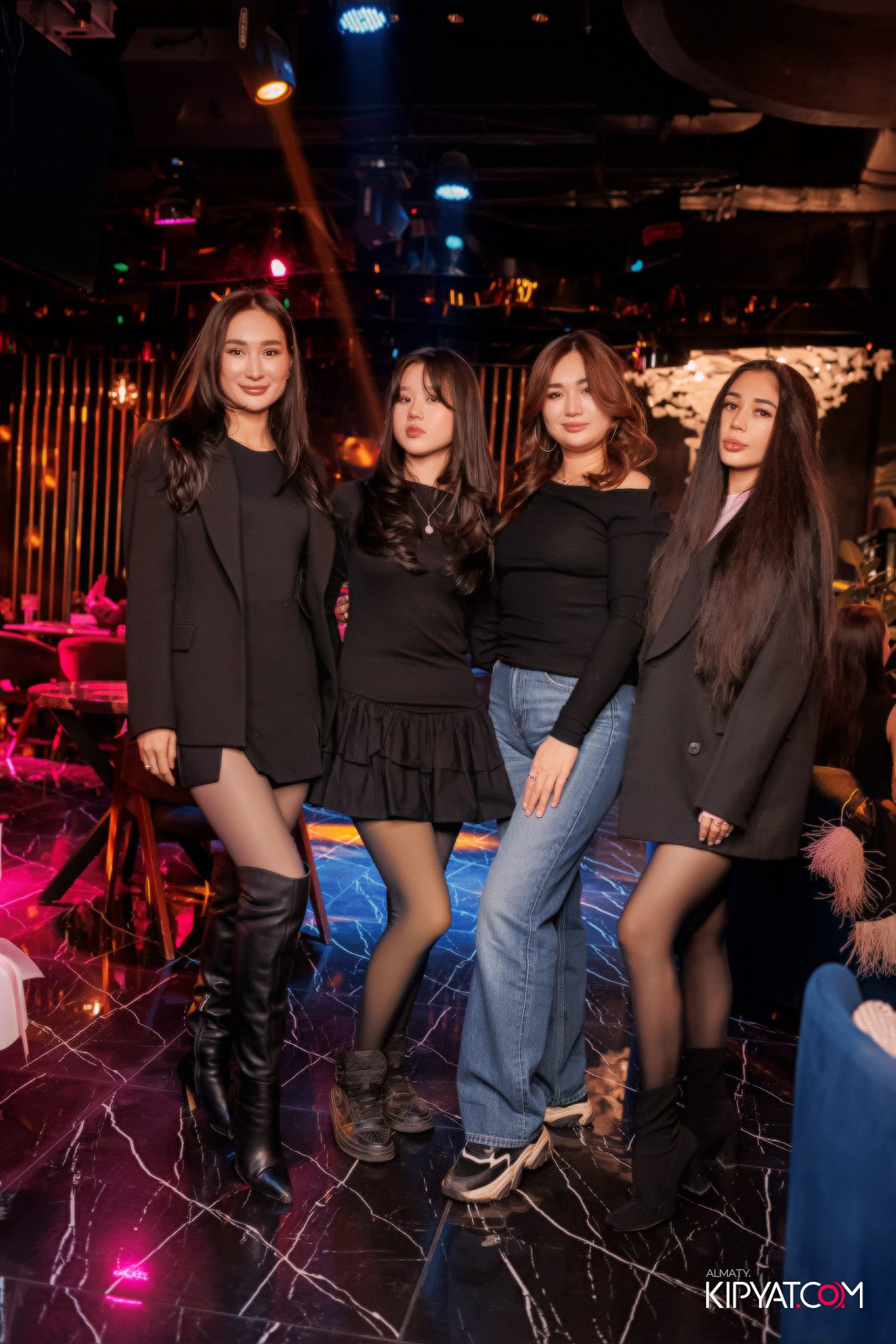 MOOD KARAOKE & TERRACE. КИПЯТКОМ АЛМАТЫ!