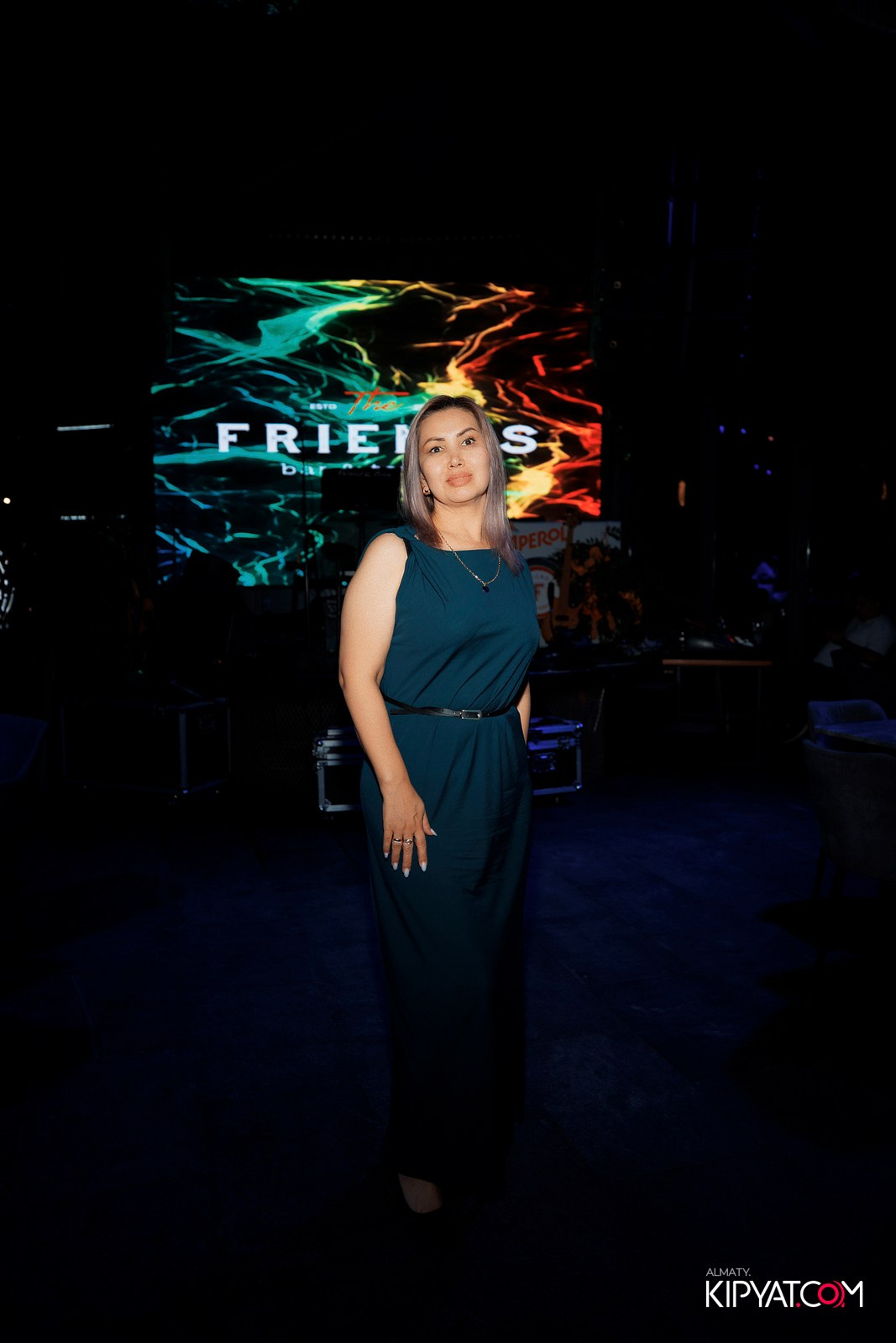 FRIENDS BAR & TERRACE. КИПЯТКОМ АЛМАТЫ!
