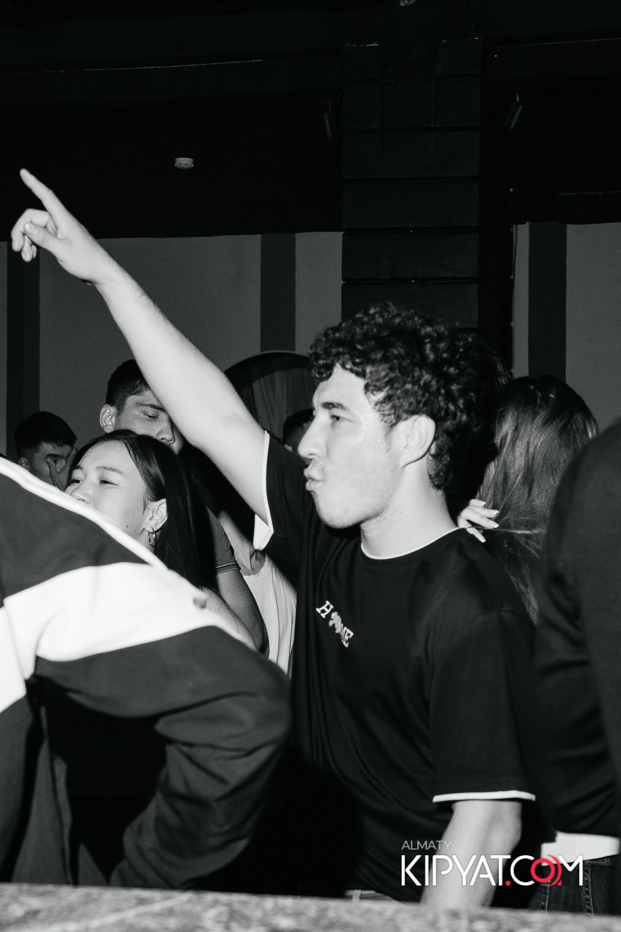 Aragosta. КИПЯТКОМ АЛМАТЫ!