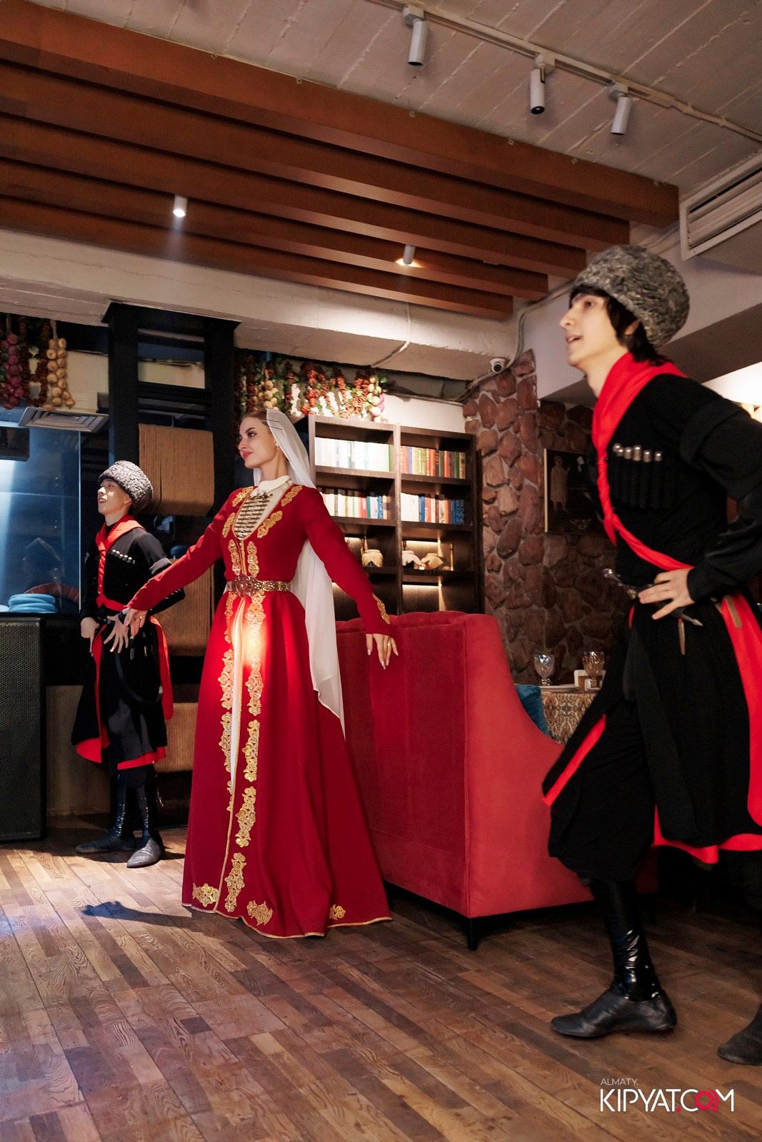 ВАХТАНГУРИ. КИПЯТКОМ АЛМАТЫ!