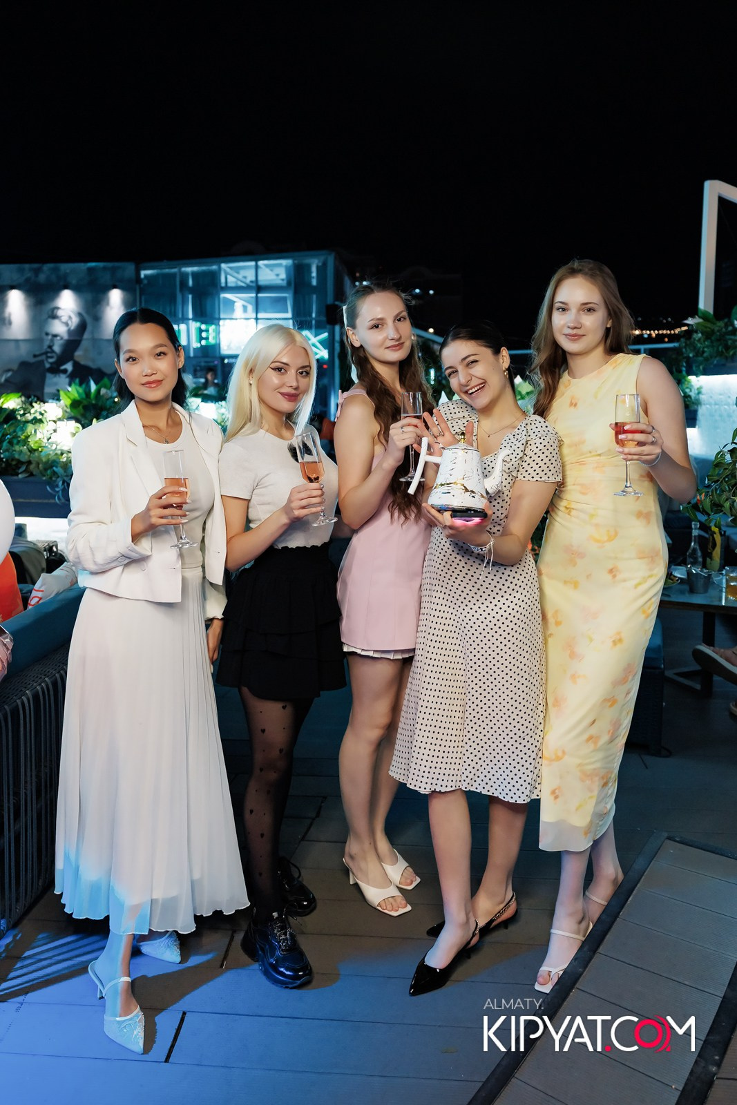 ДОРОГАЯ, Я НЕ ПИЛ. КИПЯТКОМ АЛМАТЫ!