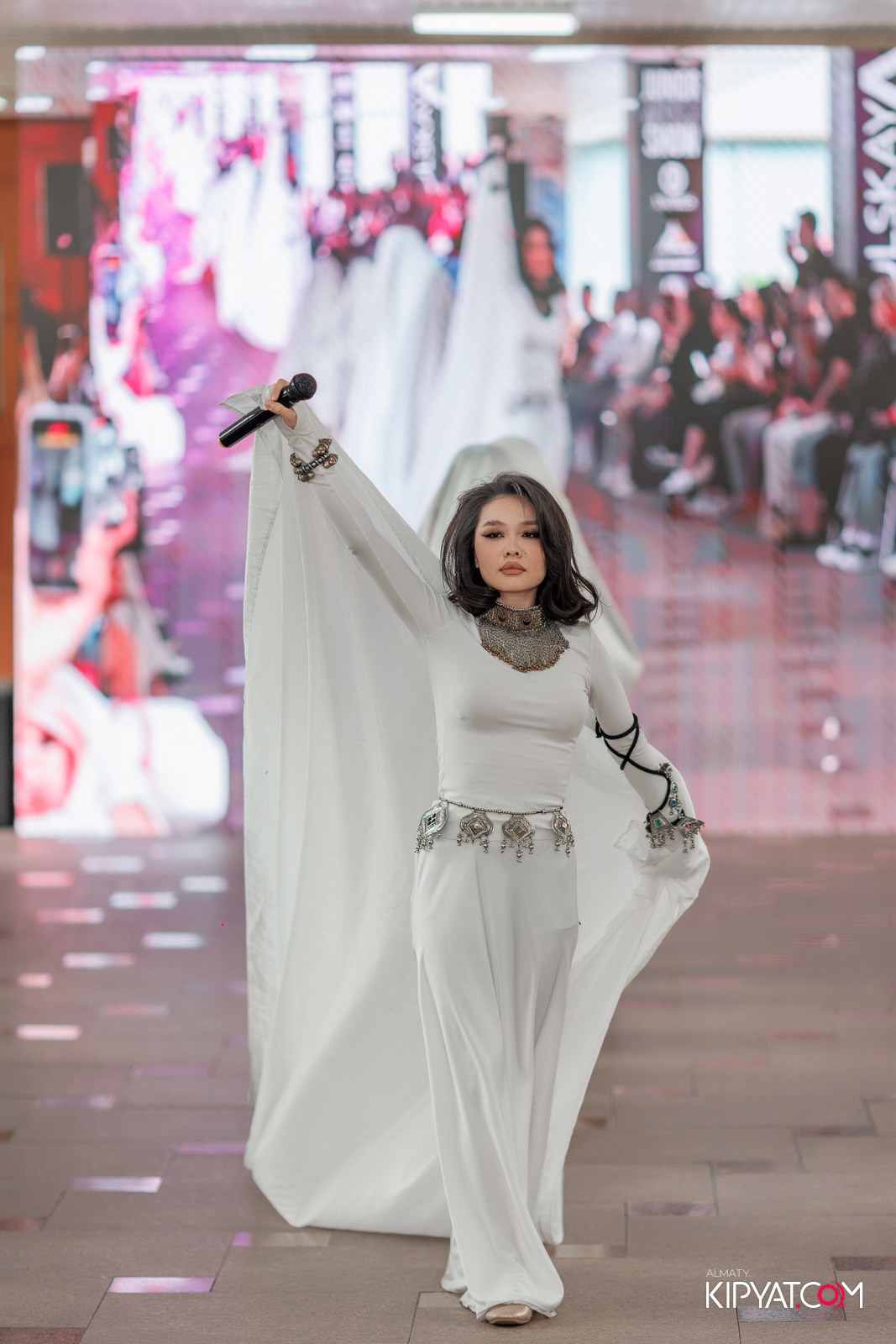 JUNIOR FASHION SHOW. КИПЯТКОМ АЛМАТЫ!