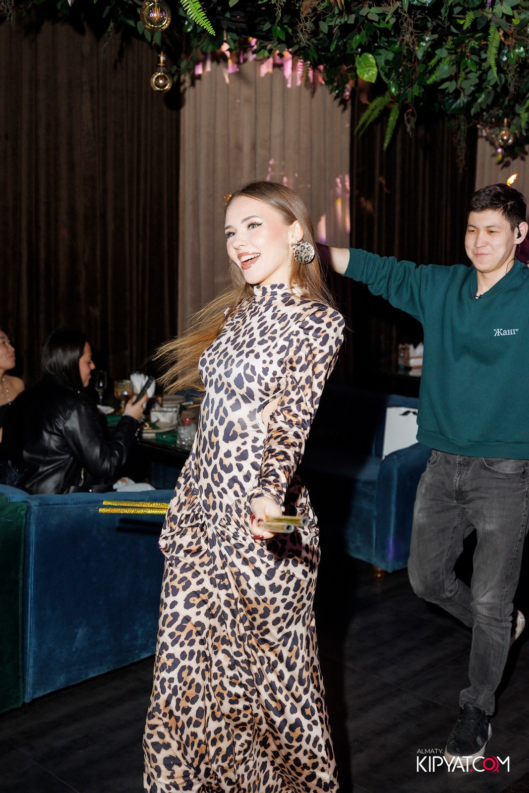 ДОРОГАЯ. Я НЕ ПИЛ. КИПЯТКОМ АЛМАТЫ! Фотосъемка мероприятий в Алматы