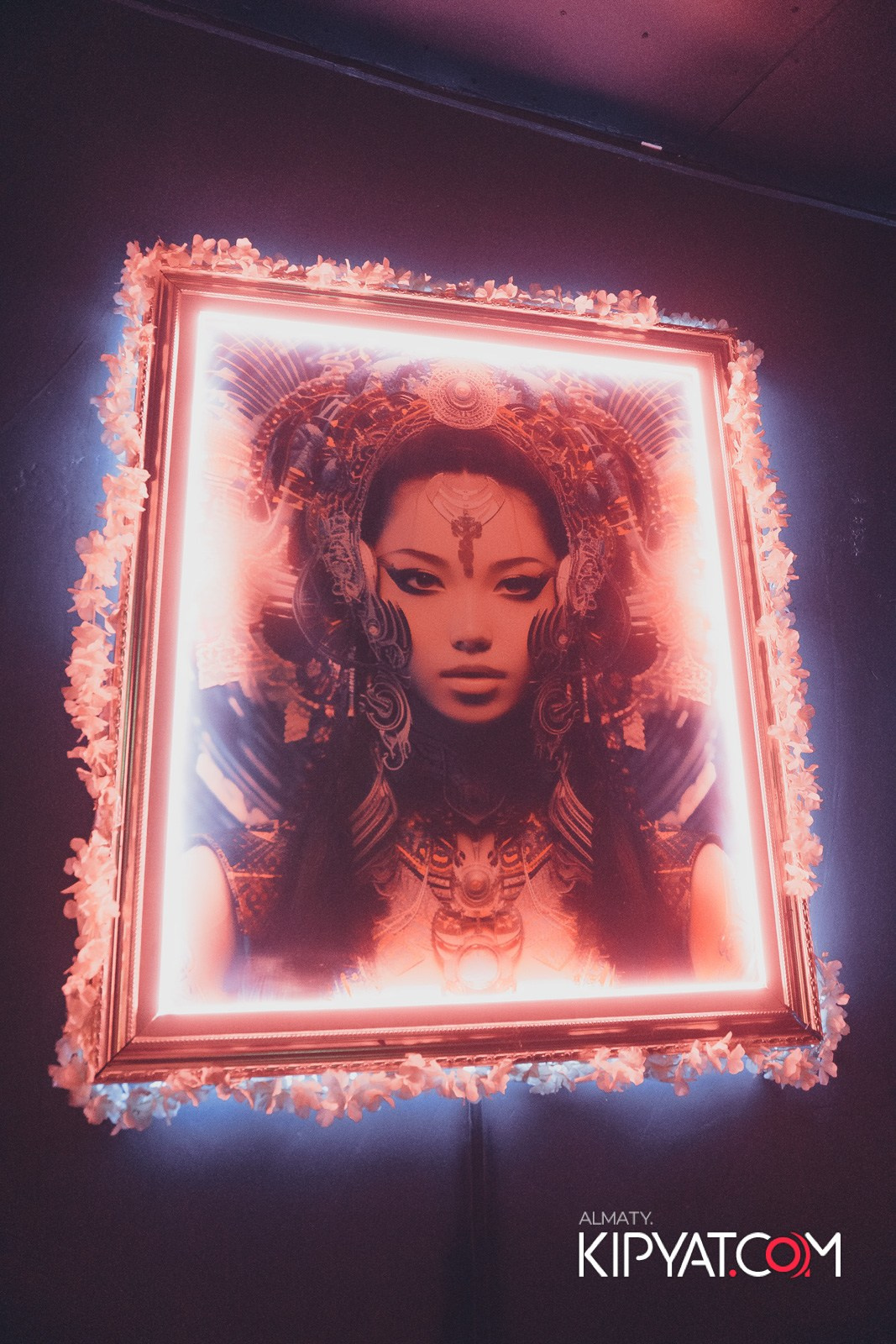 UYAT EMES BAR. КИПЯТКОМ АЛМАТЫ!