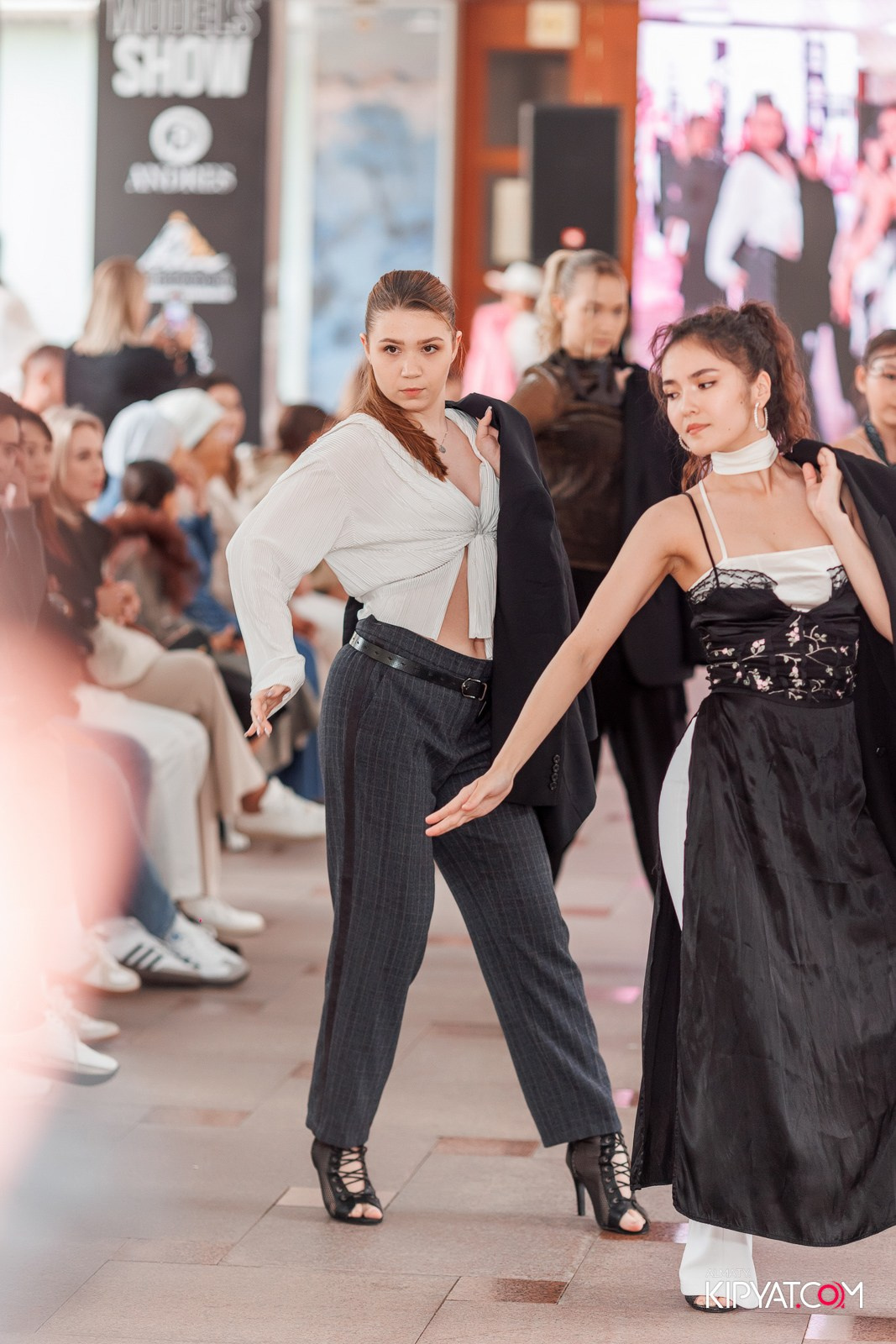 JUNIOR FASHION SHOW. КИПЯТКОМ АЛМАТЫ!