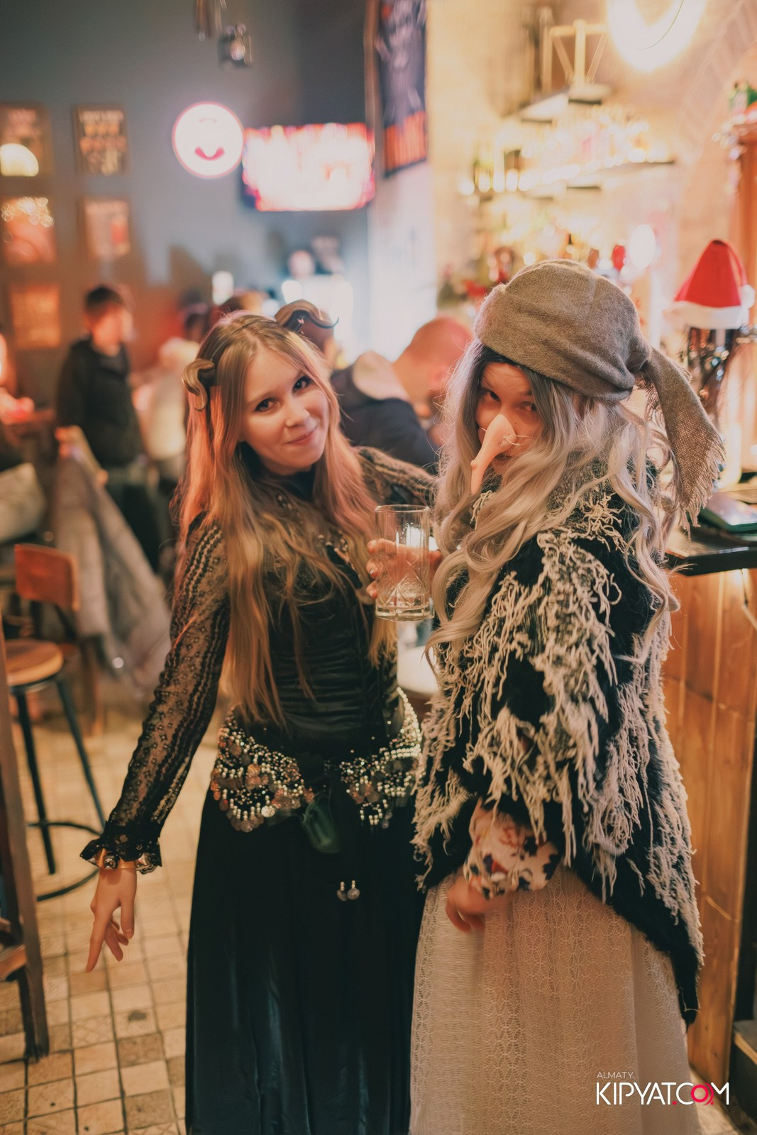 MERRY CREEPYSTMASS AND SPOOKY NEW YEAR — QUEEN OF THE DARKNESS BAR. КИПЯТКОМ АЛМАТЫ!