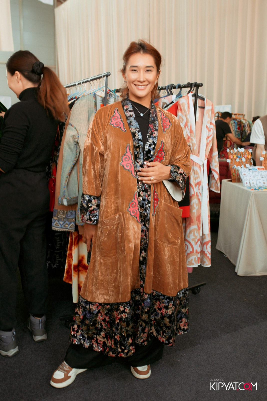ETHNO POP-UP STORE: NAURYZ B SADU ARENA. КИПЯТКОМ АЛМАТЫ!