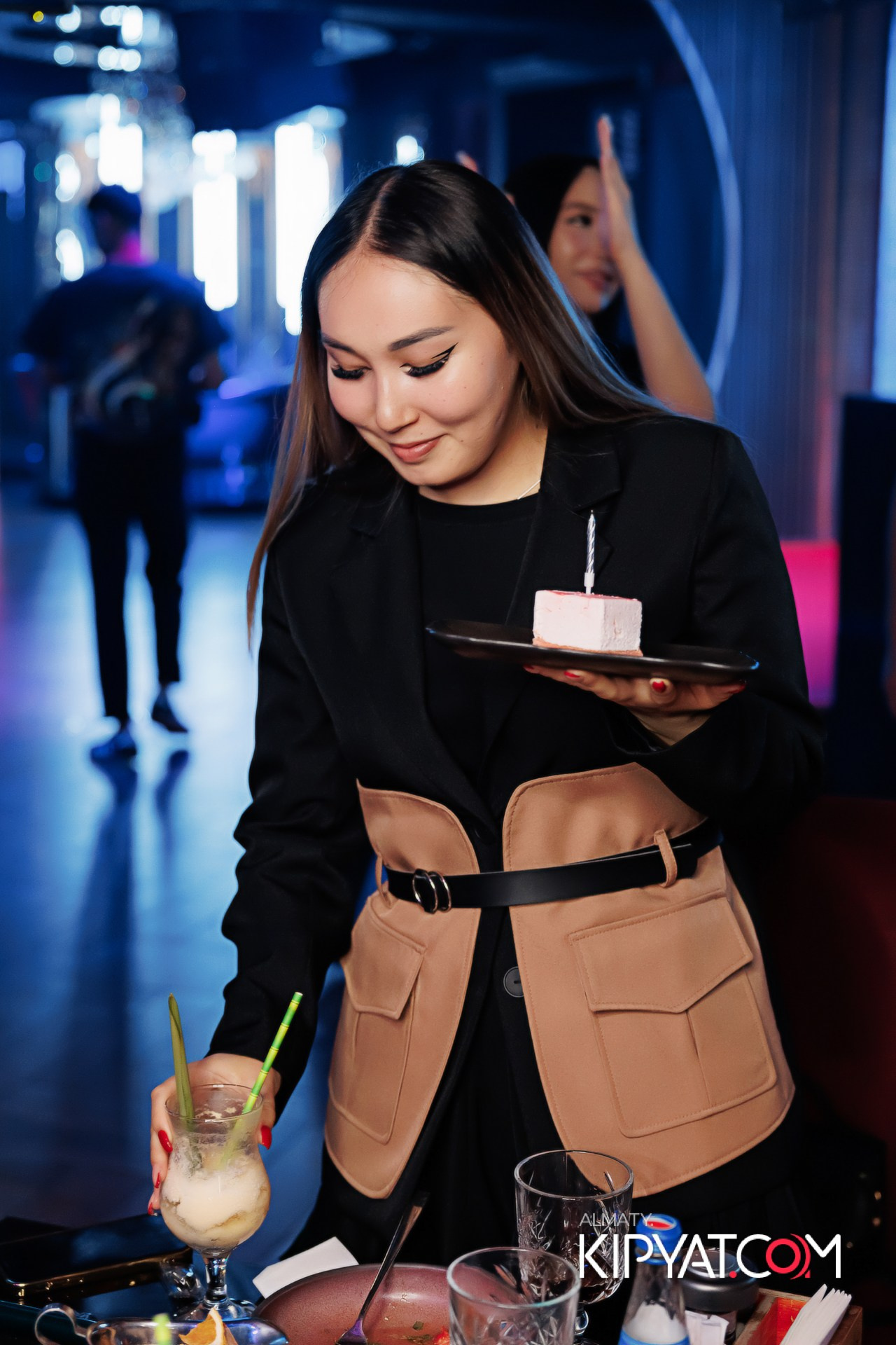 Зая, на бис. КИПЯТКОМ АЛМАТЫ!