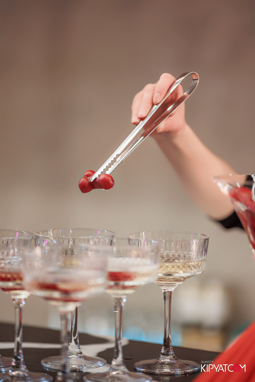 ARABIS НА ГАГАРИНА. КИПЯТКОМ АЛМАТЫ!