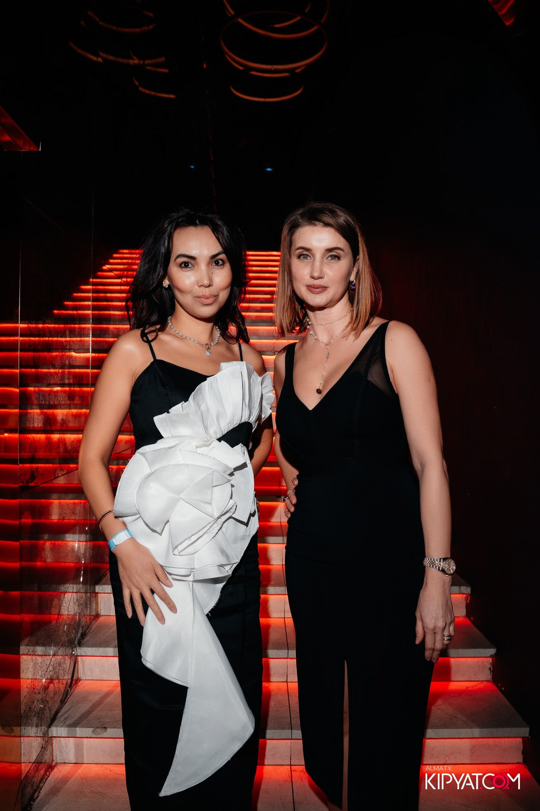 МИХАИЛ ШУФУТИНСКИЙ С СОЛЬНЫМ КОНЦЕРТОМ В QUEEN ALMATY. КИПЯТКОМ АЛМАТЫ!