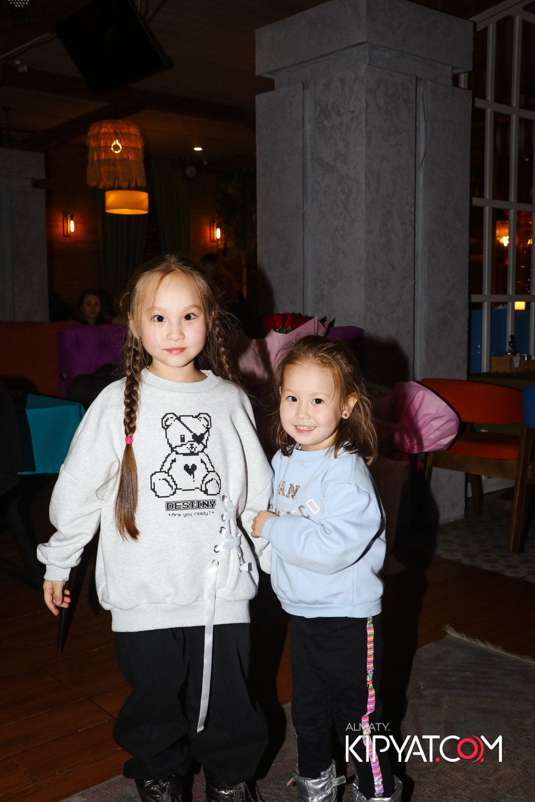 ГРУЗИНСКИЙ ДВОР НА КАБАНБАЙ БАТЫРА. КИПЯТКОМ АЛМАТЫ!