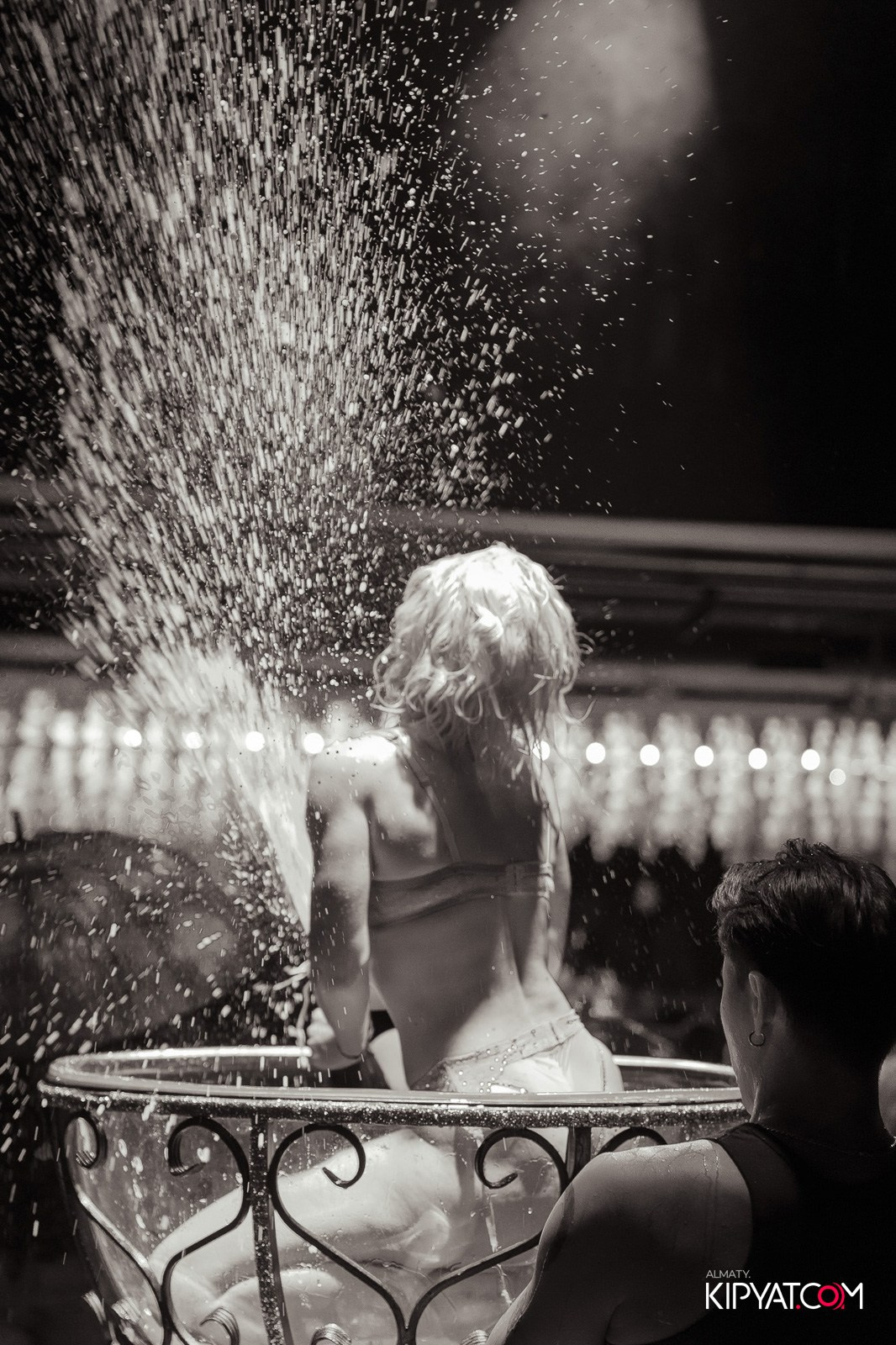 QUEEN. КИПЯТКОМ АЛМАТЫ!