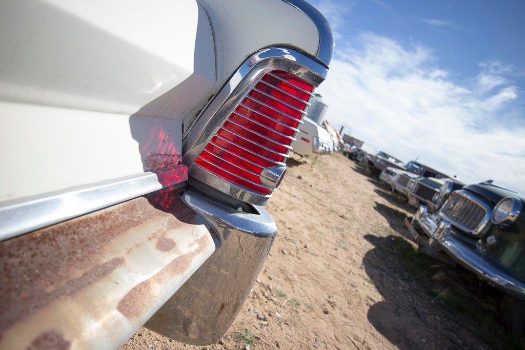 Ретро- авторазборка, США, 2013. Фотограф Василий Буланов