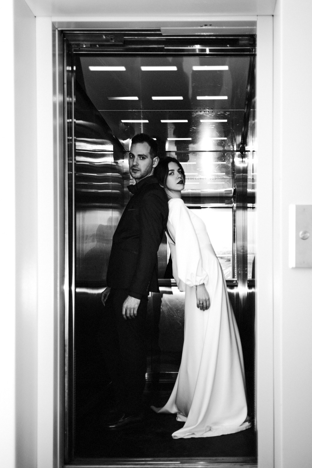 Свадебный фотограф в Тюмени — Стас и Таня — Съемка в отеле и на улице. Фотограф Дарья Мустафина, Тюмень