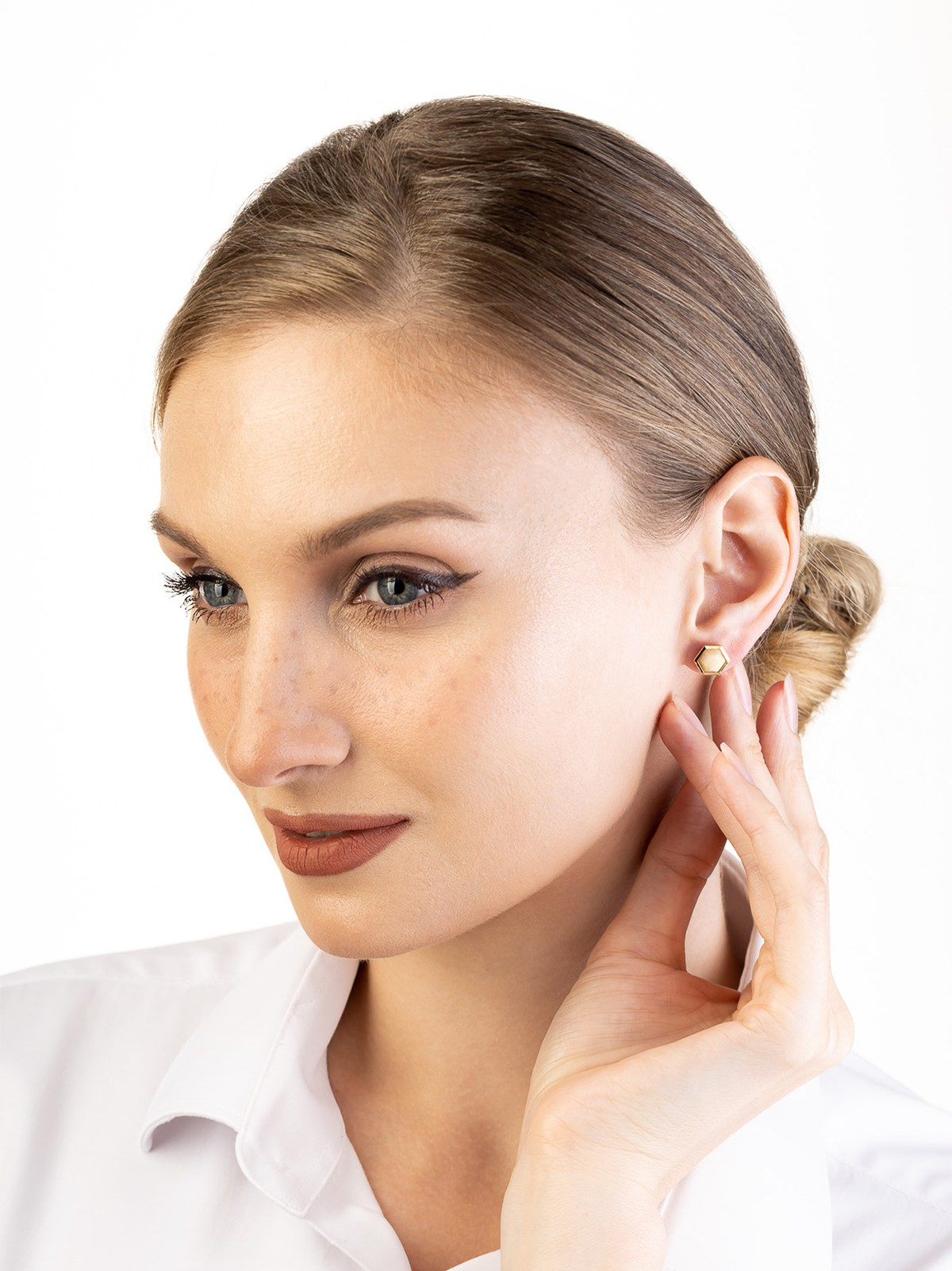 Екатерина, 42-44, 174 рост. KED Production — продакшн из СПб. Создаём фото, видео и контент, который помогает брендам и селлерам продавать больше