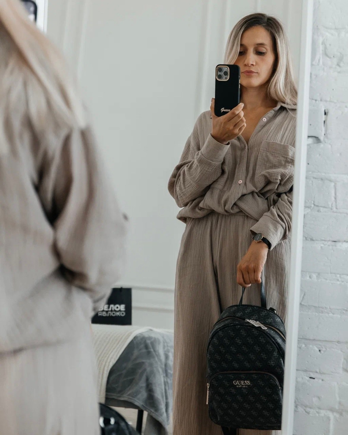 ЕЛЕНА. Продающий контент для маркетплейсов и e-commerce «под ключ»