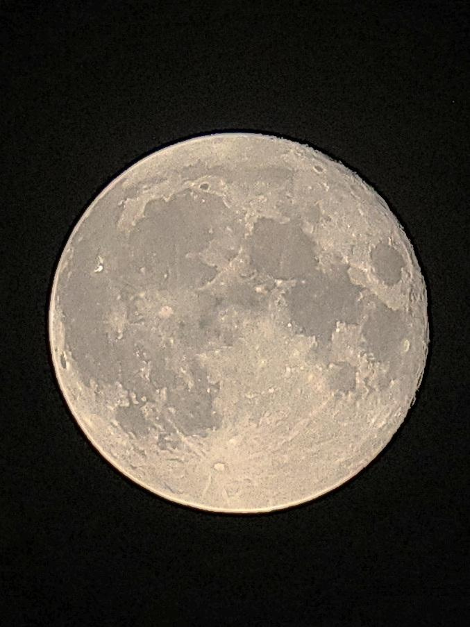 Луна. Фотохудожник BID