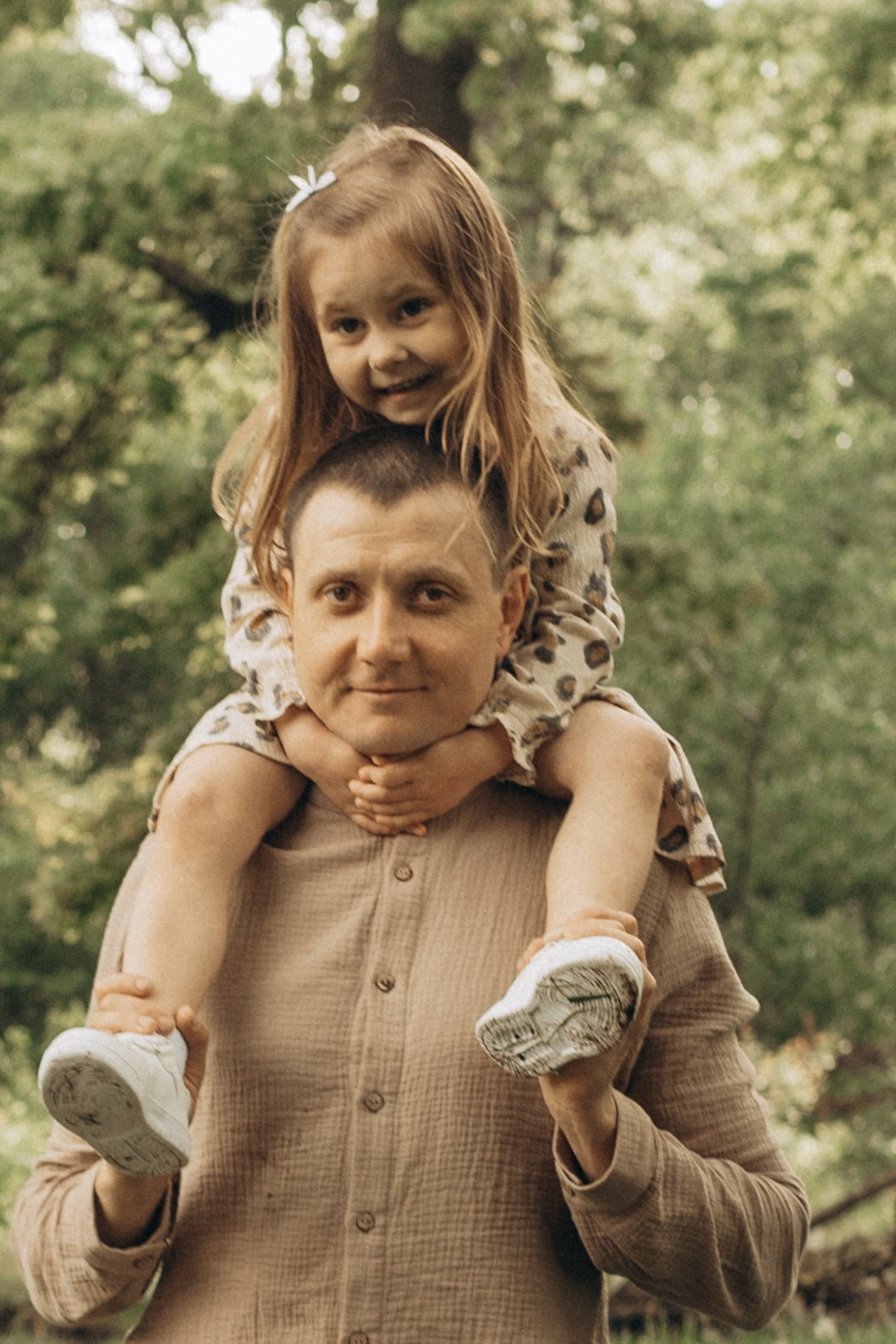 Фотосессия под летним дождем с Алексеем, Юлией и их доченьками. Фотограф в Ставрополе Svetlana Matveeva