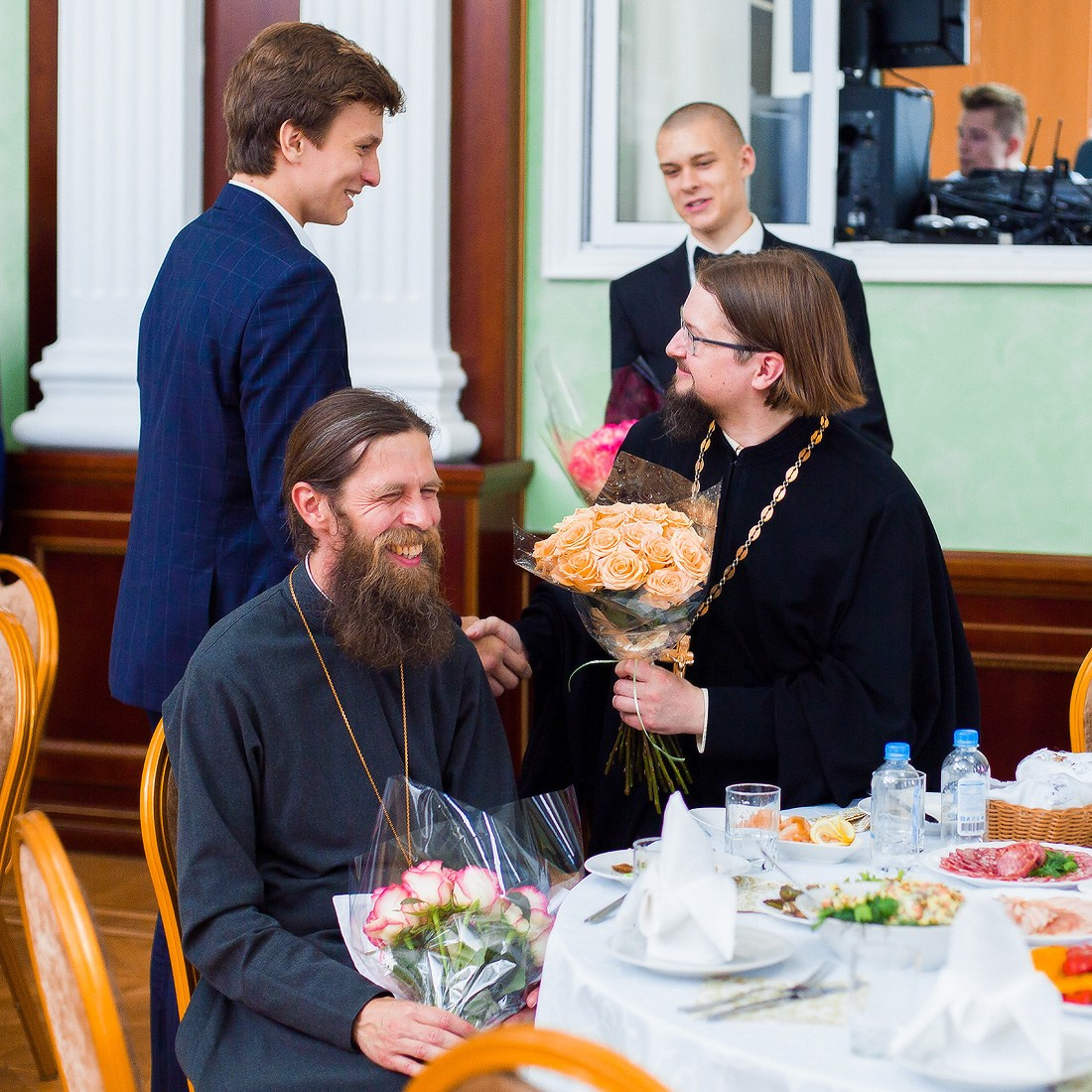 Выпускной в гимназии «Василиада». Репортажный фотограф Борис Геер