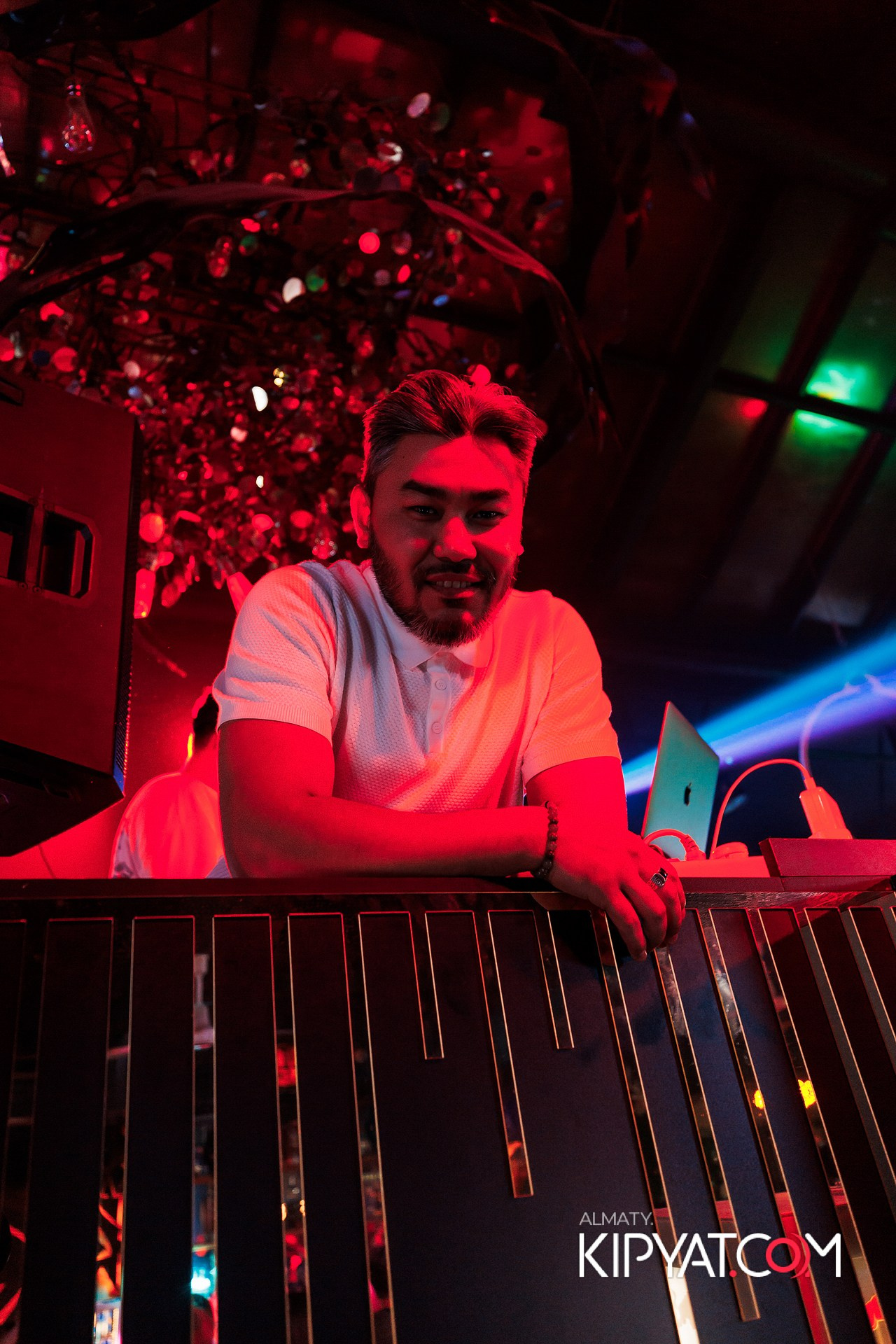 BANGLAROAD BAR SPECIAL GUEST: ASIK. КИПЯТКОМ АЛМАТЫ!