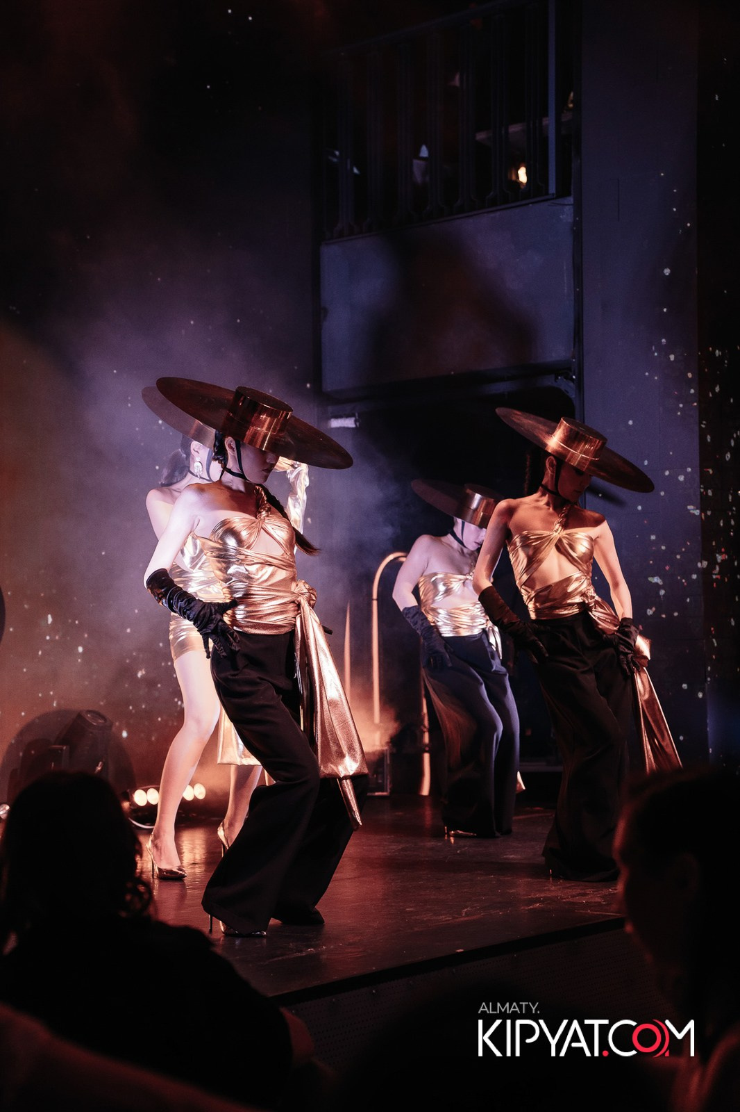 QUEEN. КИПЯТКОМ АЛМАТЫ!