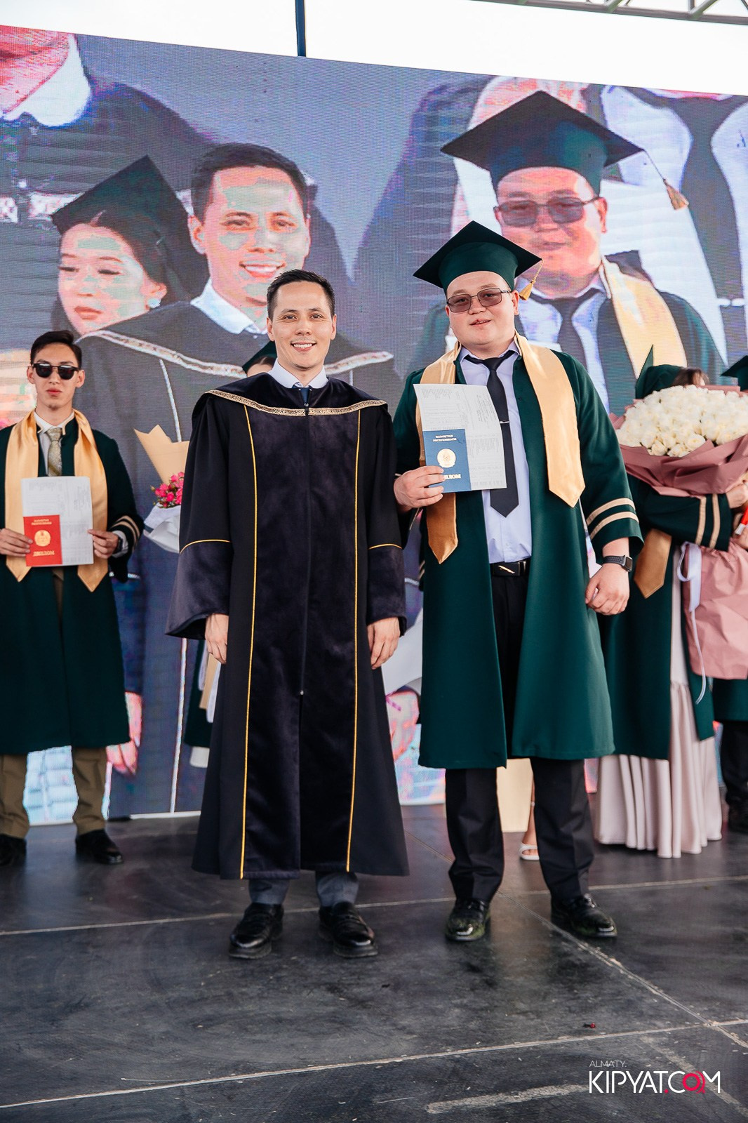 ВРУЧЕНИЕ ДИПЛОМОВ — НАРХОЗ КОЛЛЕДЖ. Part 3. КИПЯТКОМ АЛМАТЫ!