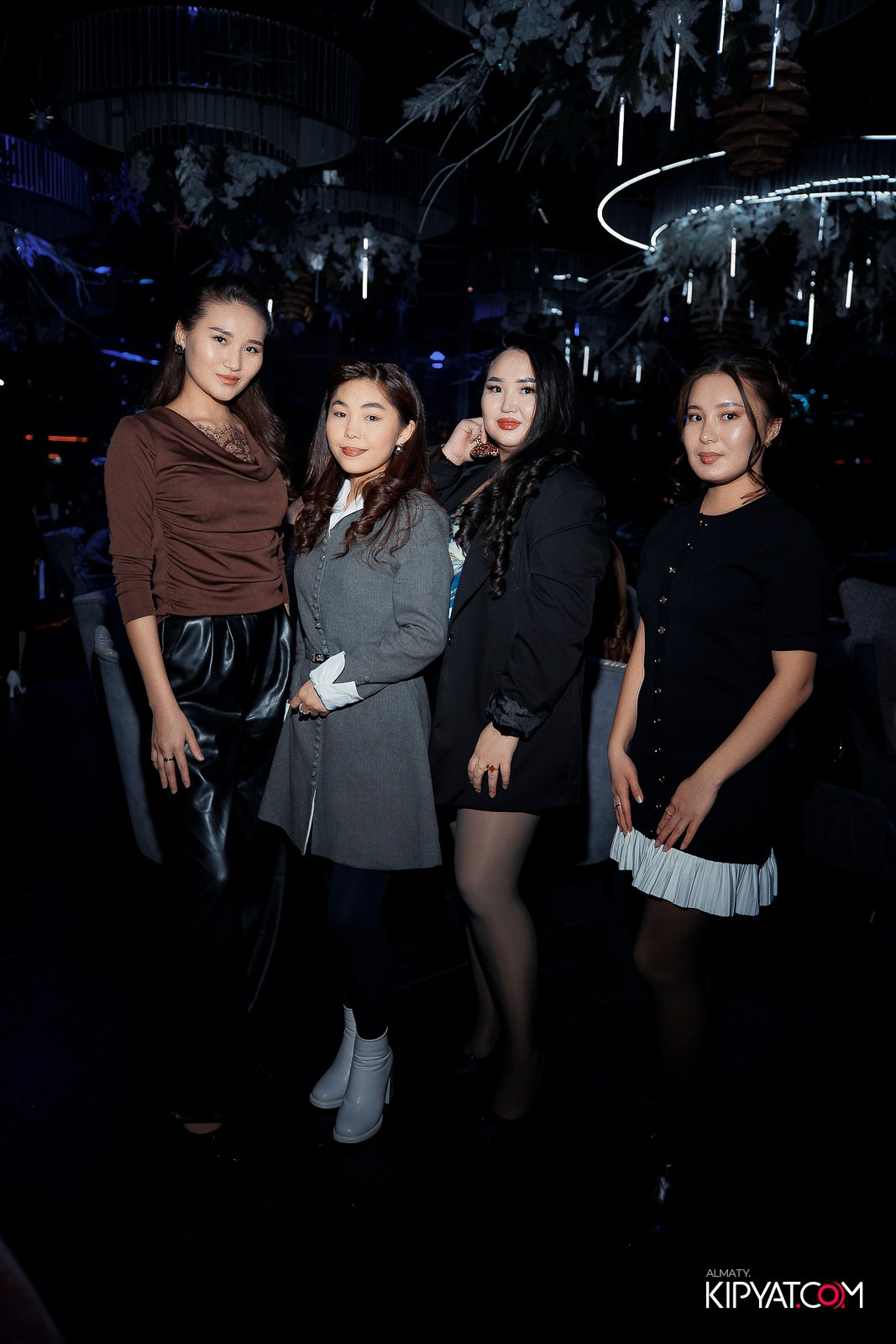 FRIENDS BAR & TERRACE. КИПЯТКОМ АЛМАТЫ! Фотосъемка мероприятий в Алматы