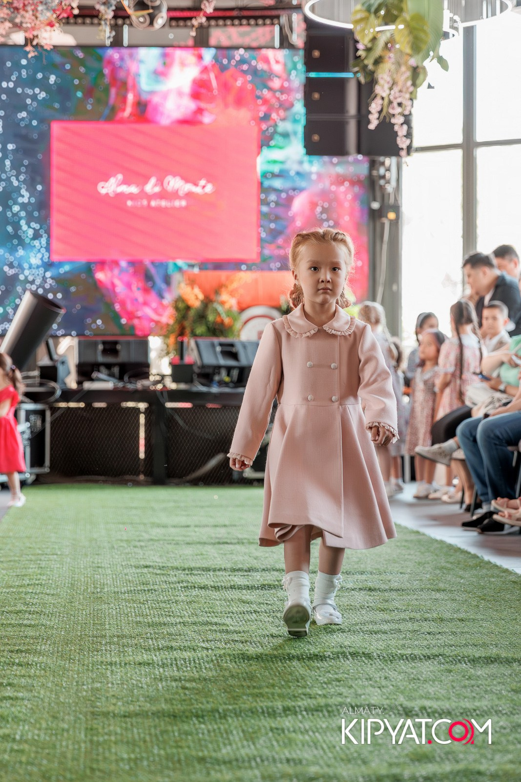PROM KIDS FASHION SHOW. КИПЯТКОМ АЛМАТЫ!
