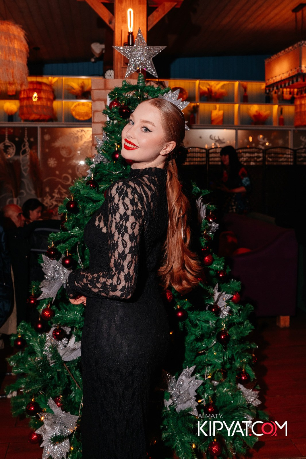 ГРУЗИНСКИЙ ДВОР НА КАБАНБАЙ БАТЫРА. КИПЯТКОМ АЛМАТЫ!