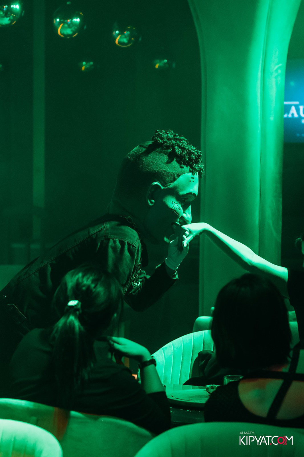 LAUREATE GRANDE CAFE. КИПЯТКОМ АЛМАТЫ!