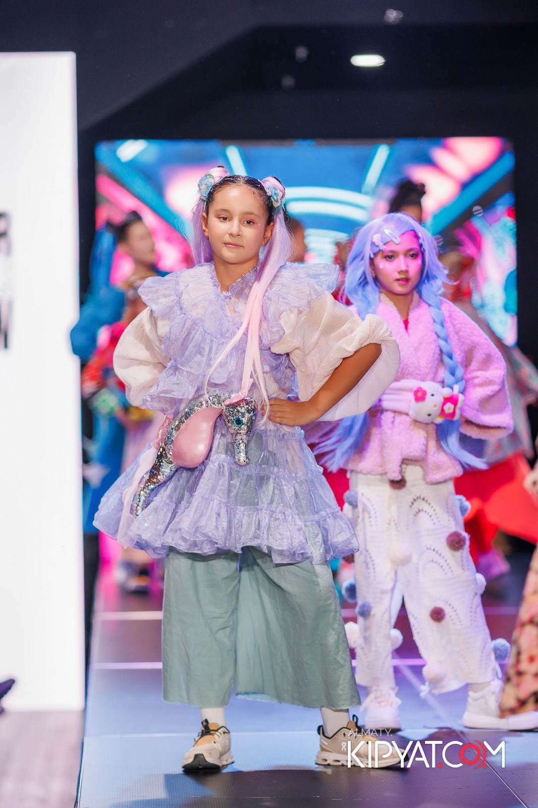 JUNIOR MODELS SHOW В РАМКАХ БЛАГОТВОРИТЕЛЬНОГО ПРОЕКТА МОДА ЗА СЧАСТЬЕ ДЕТЕЙ. КИПЯТКОМ АЛМАТЫ!